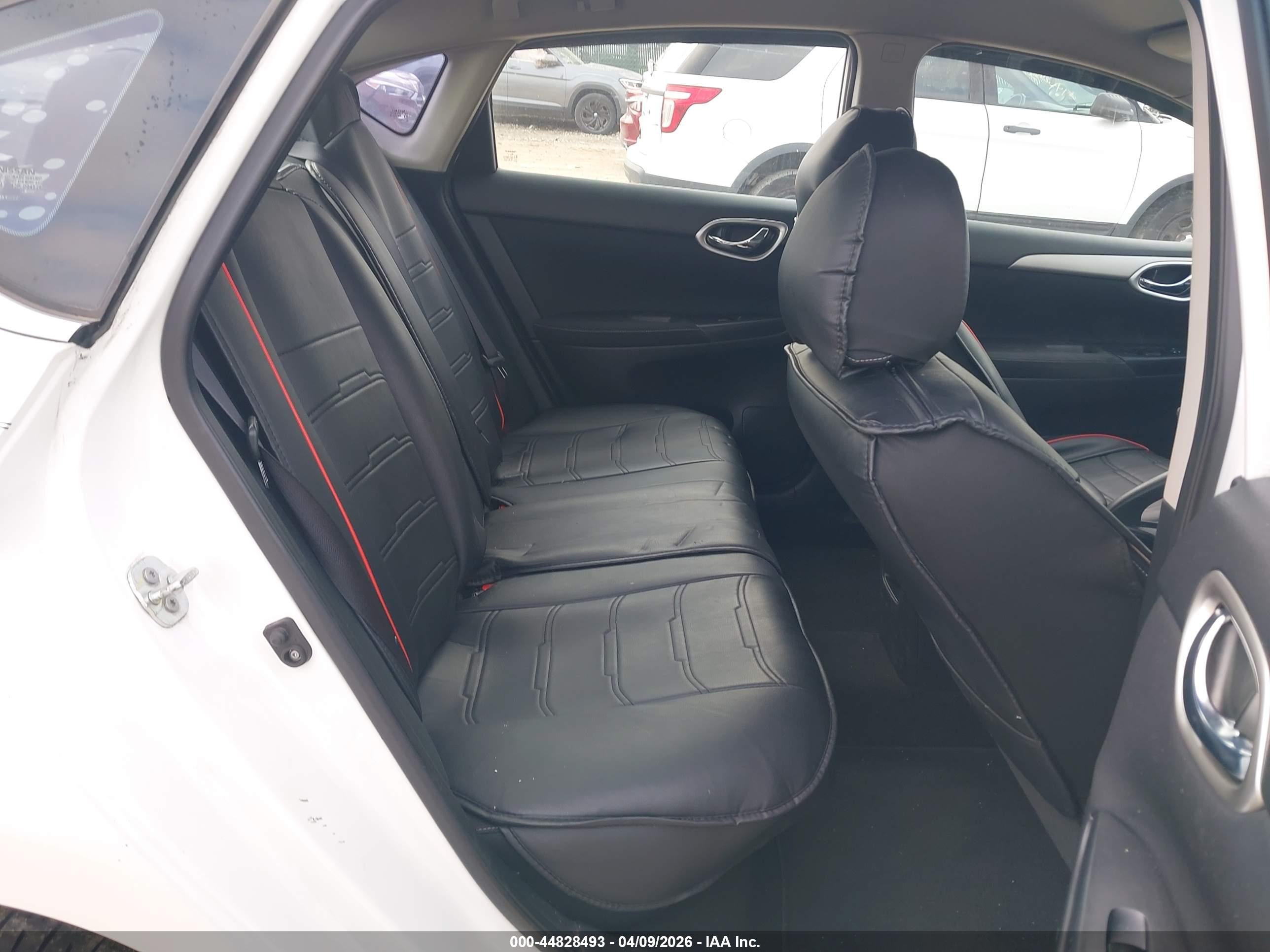 NISSAN SENTRA image 8