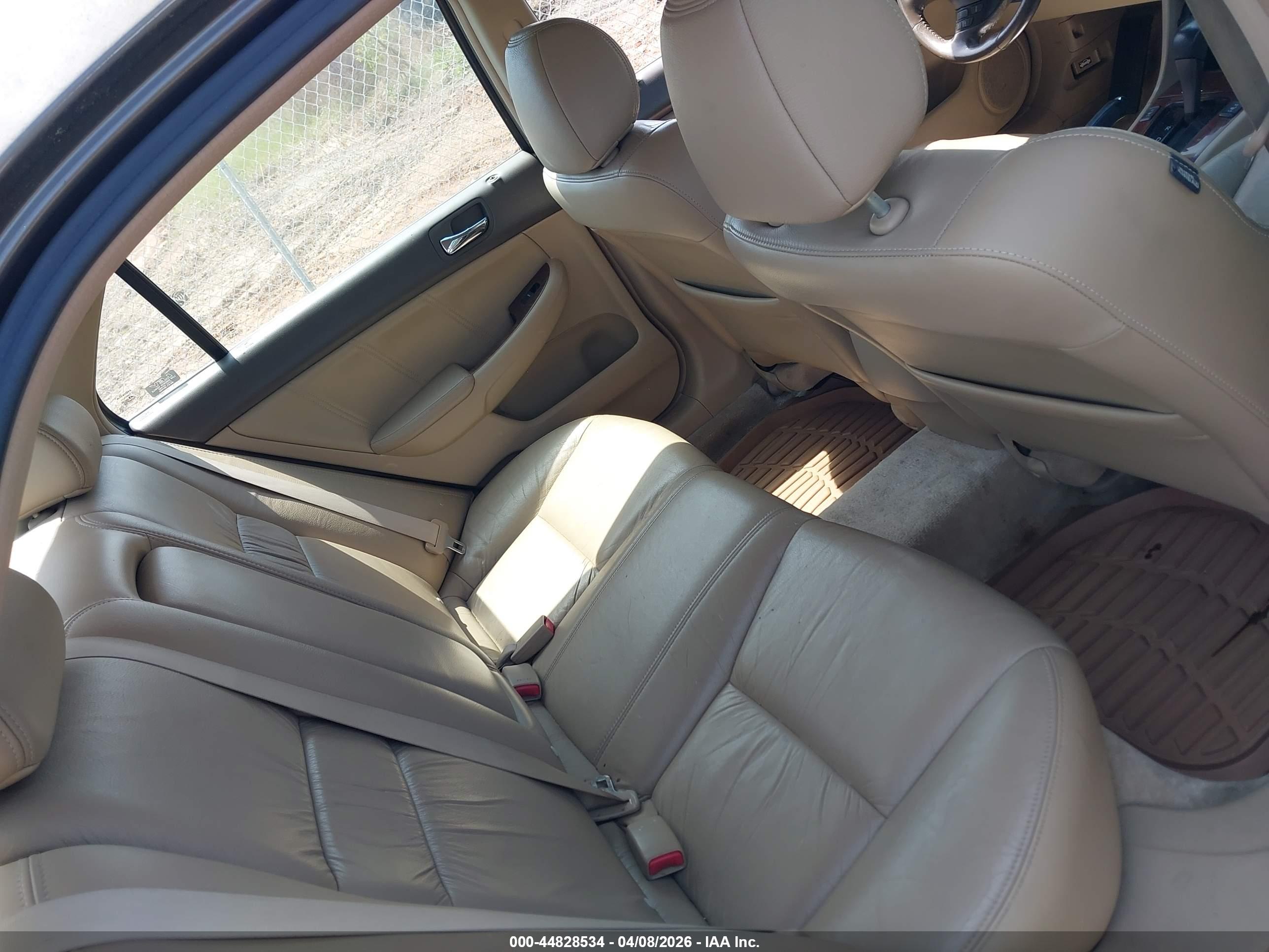 HONDA ACCORD image 8