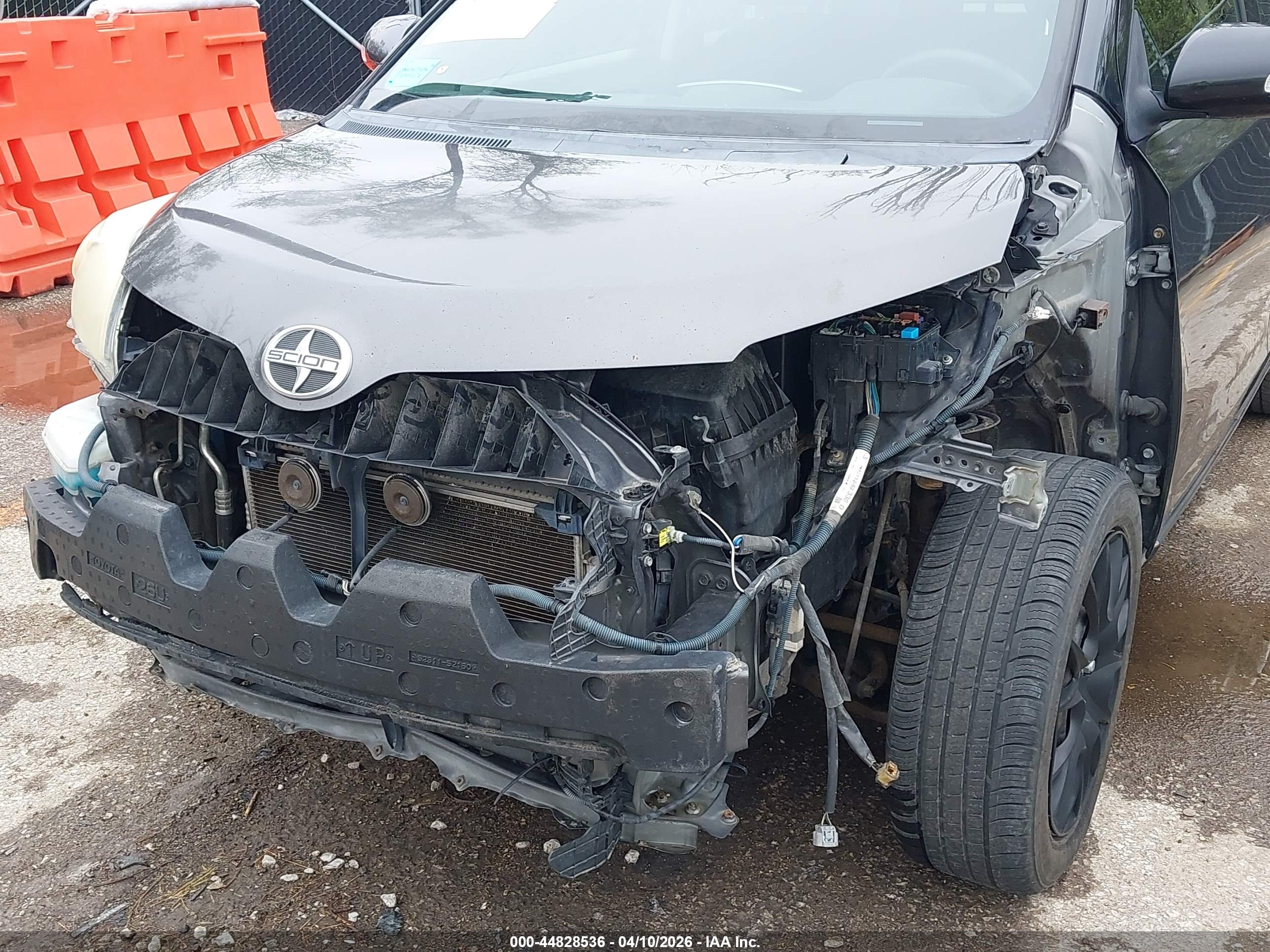 SCION XD image 6