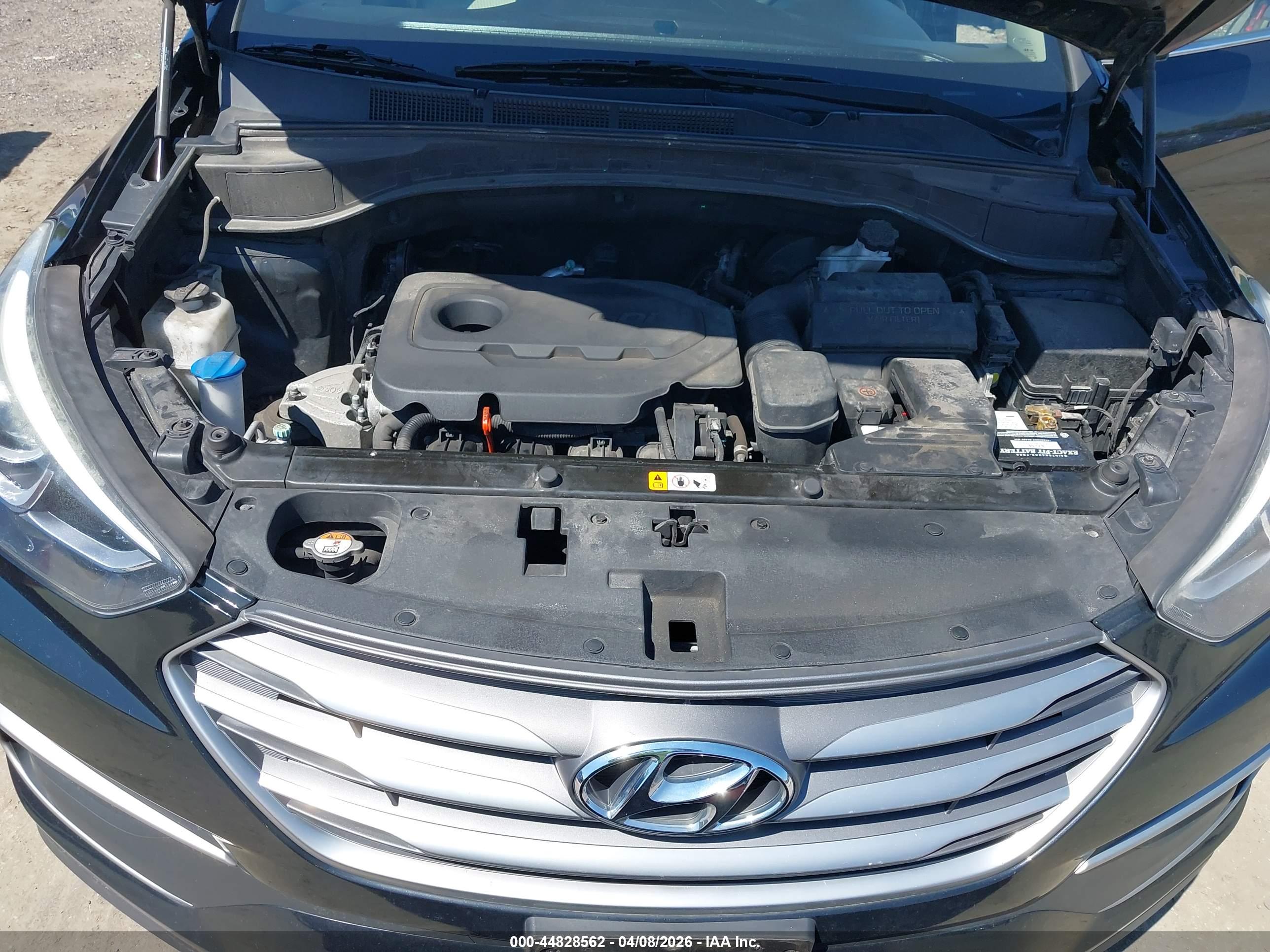 HYUNDAI SANTA image 10