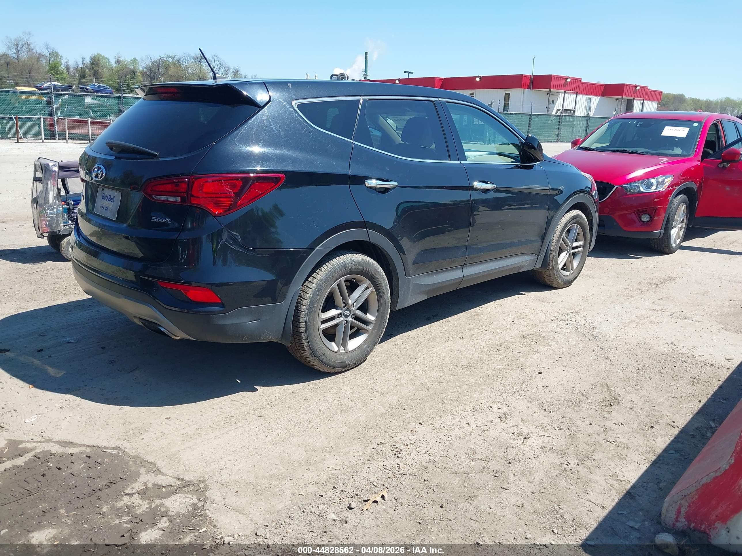 HYUNDAI SANTA image 4