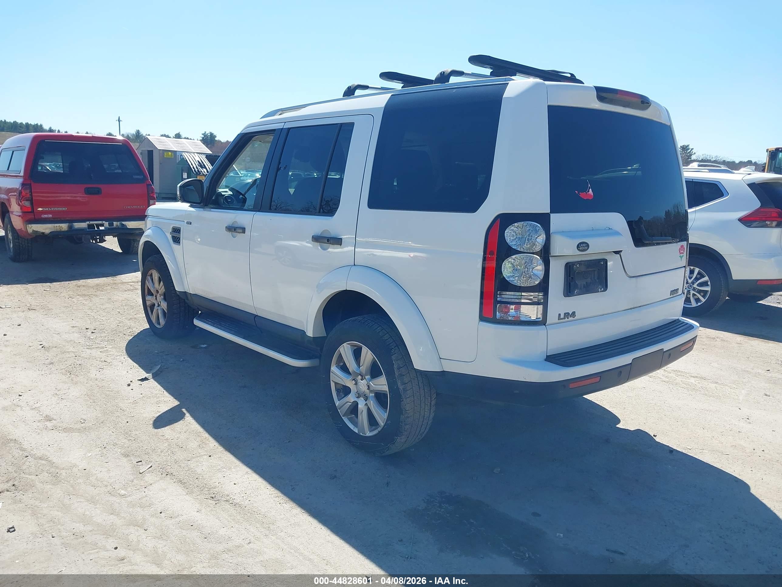 LAND ROVER image 3