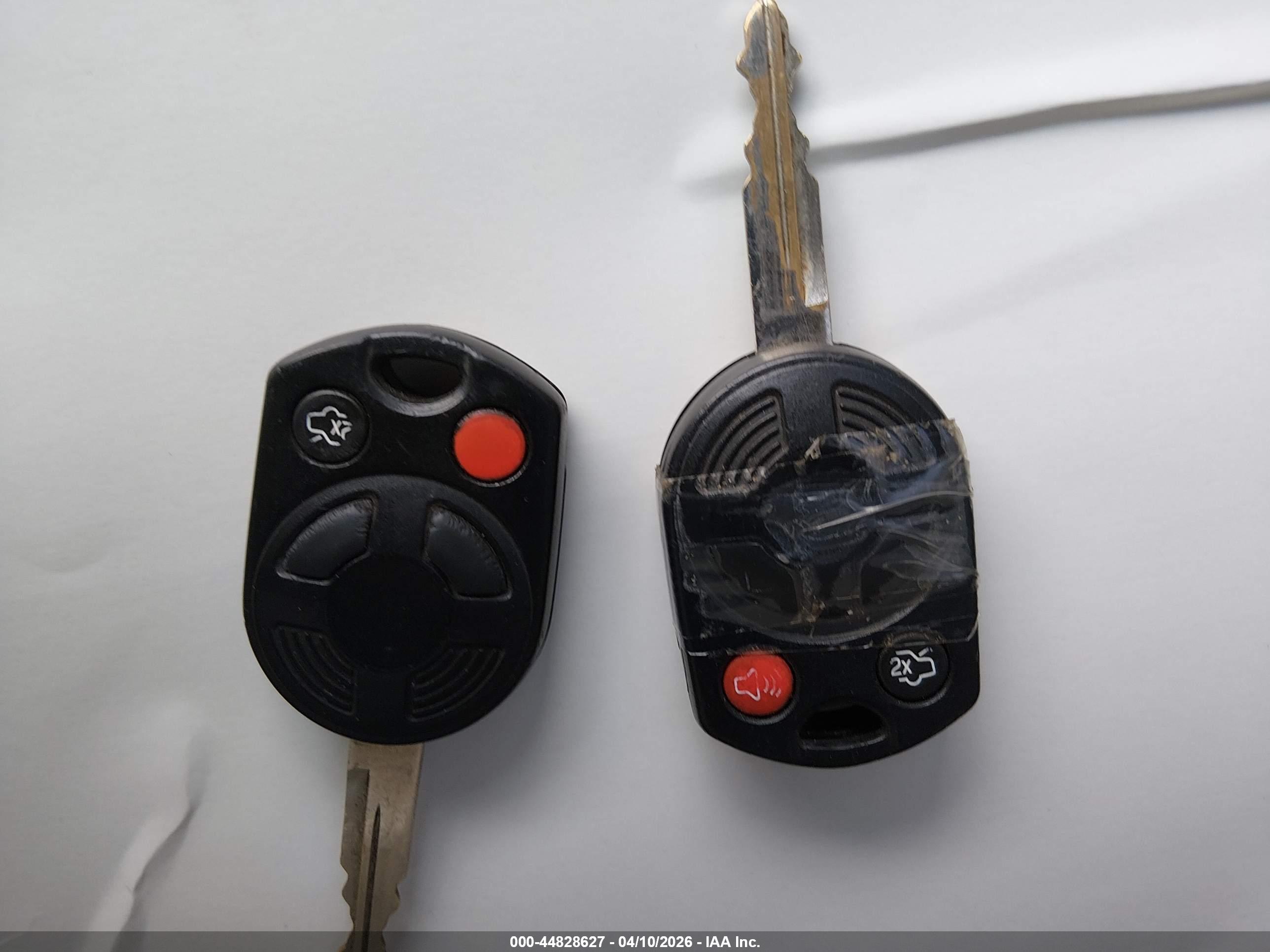 FORD FUSION image 11