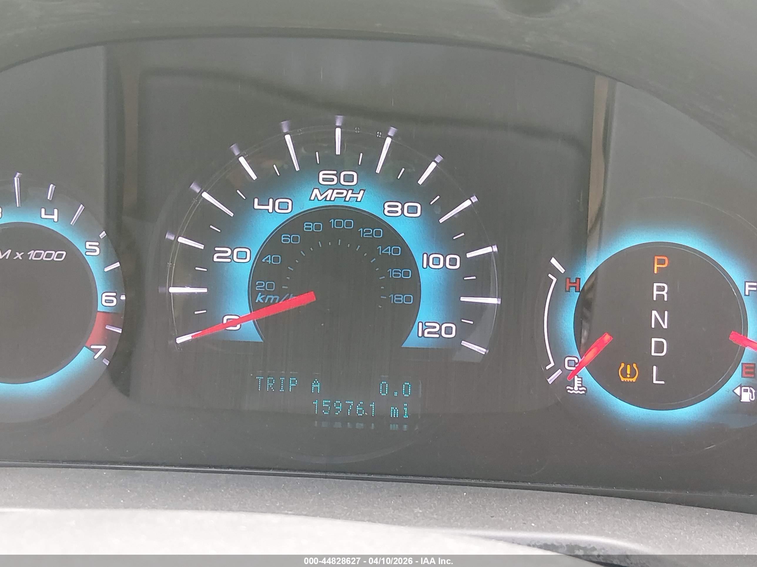 FORD FUSION image 7