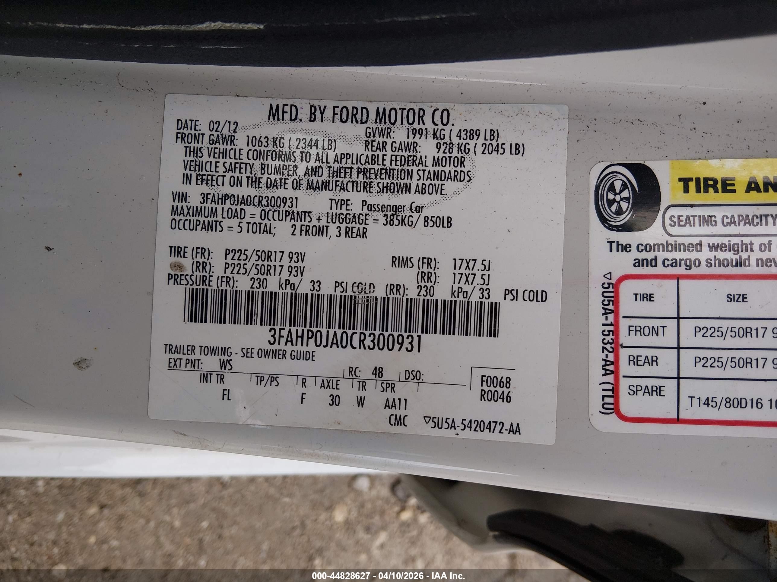 FORD FUSION image 9