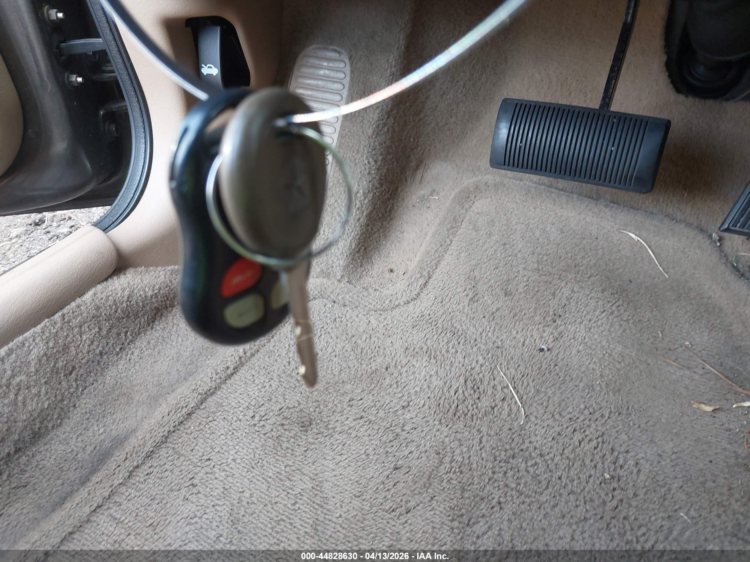 CHRYSLER SEBRING image 11