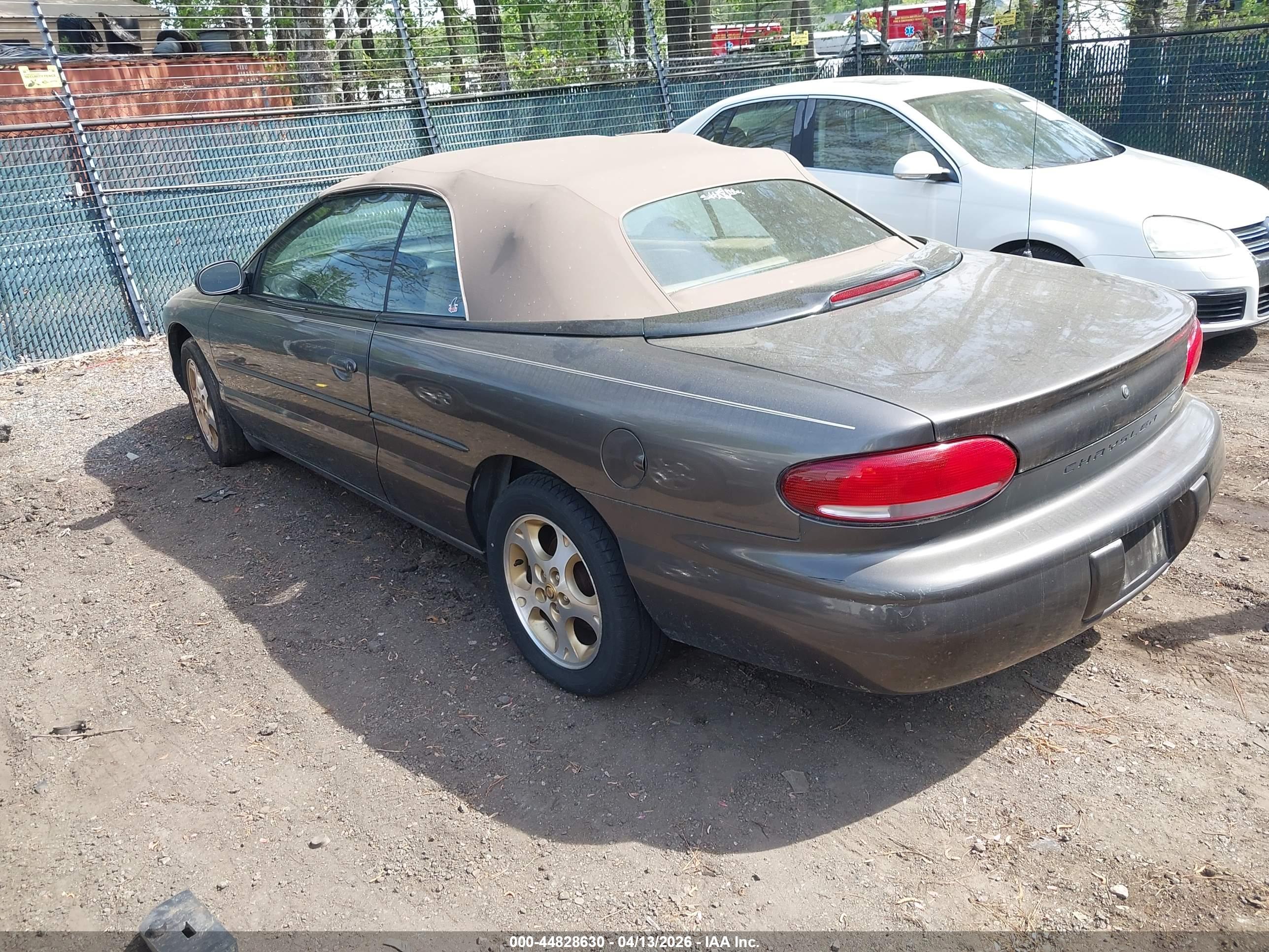 CHRYSLER SEBRING image 3