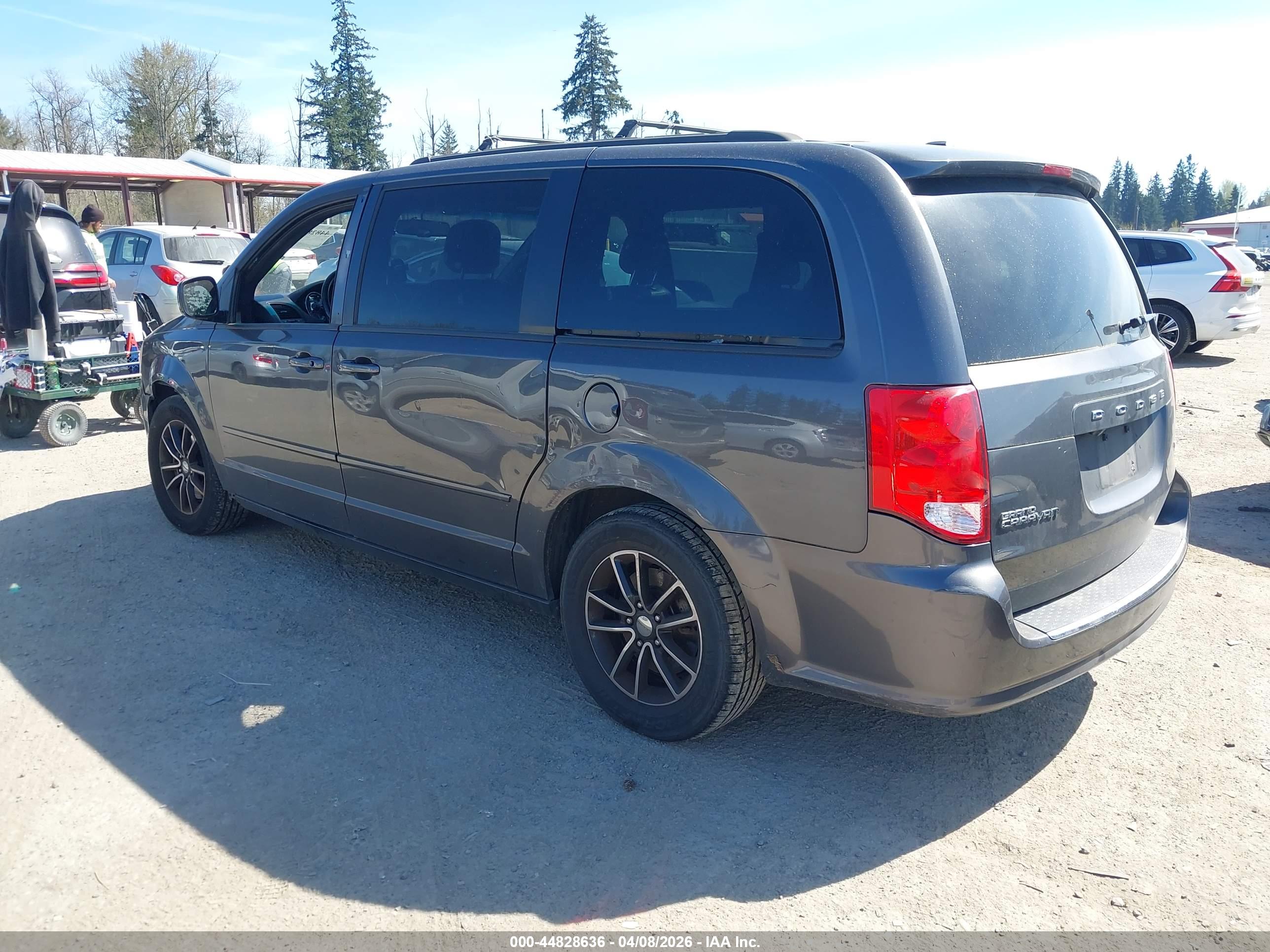 DODGE GRAND image 3