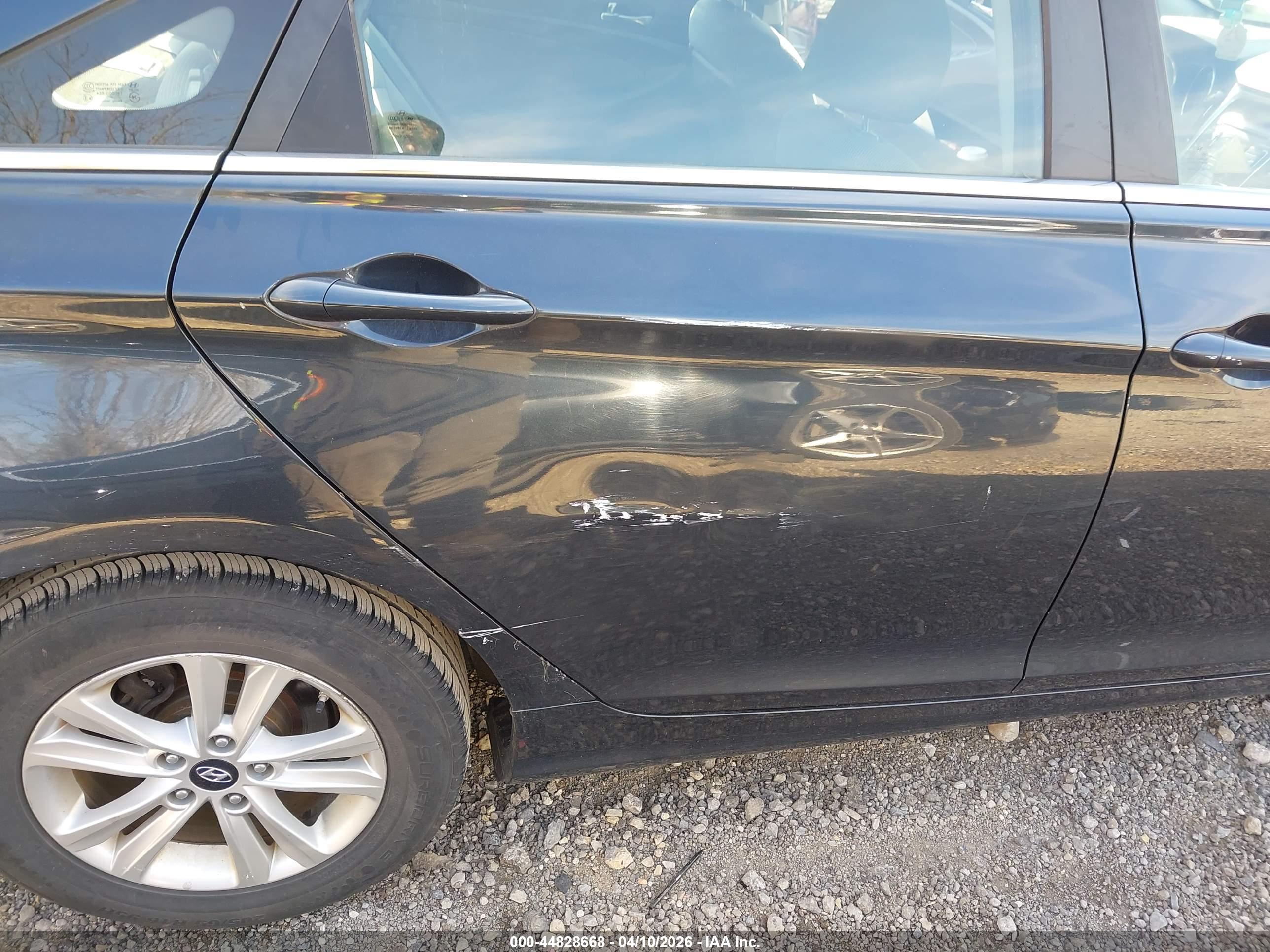 HYUNDAI SONATA image 6