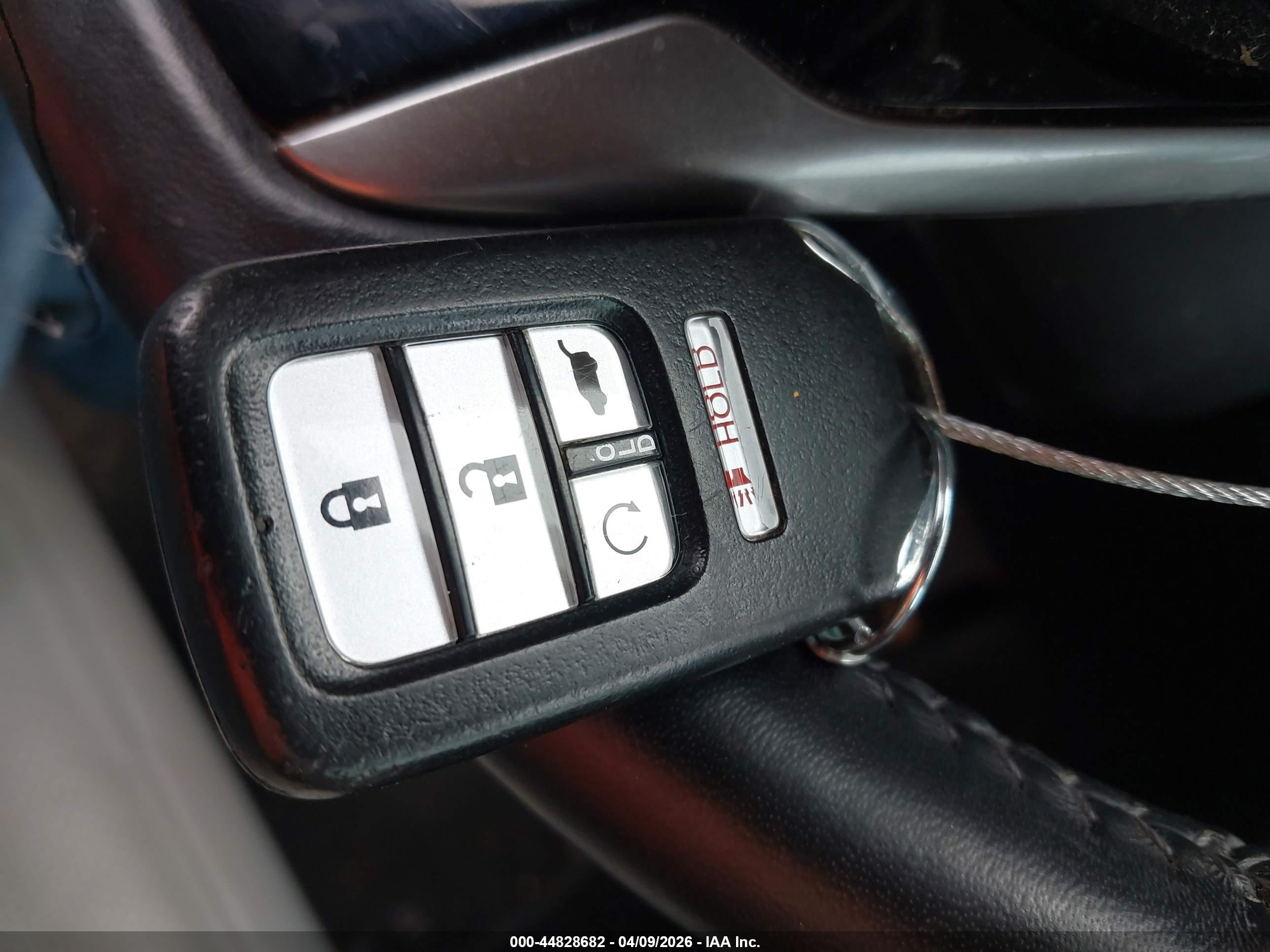 HONDA CR-V image 11