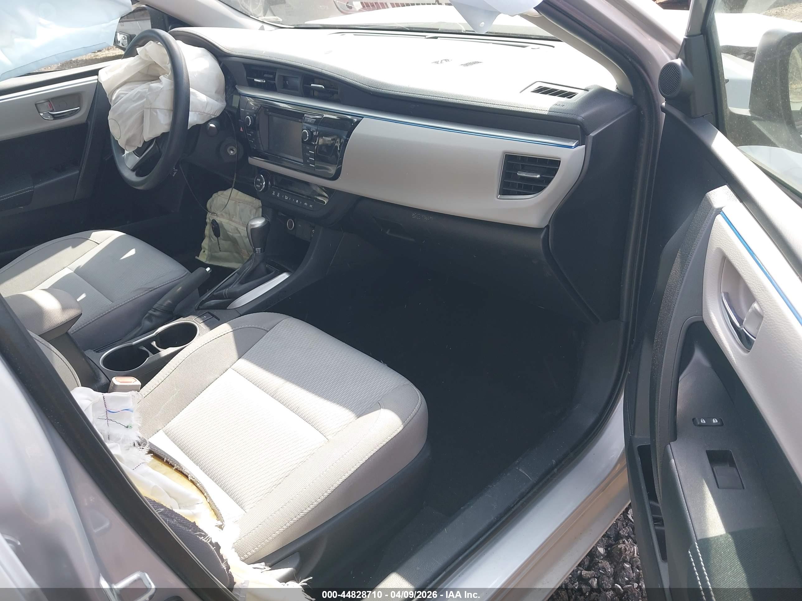 TOYOTA COROLLA image 5