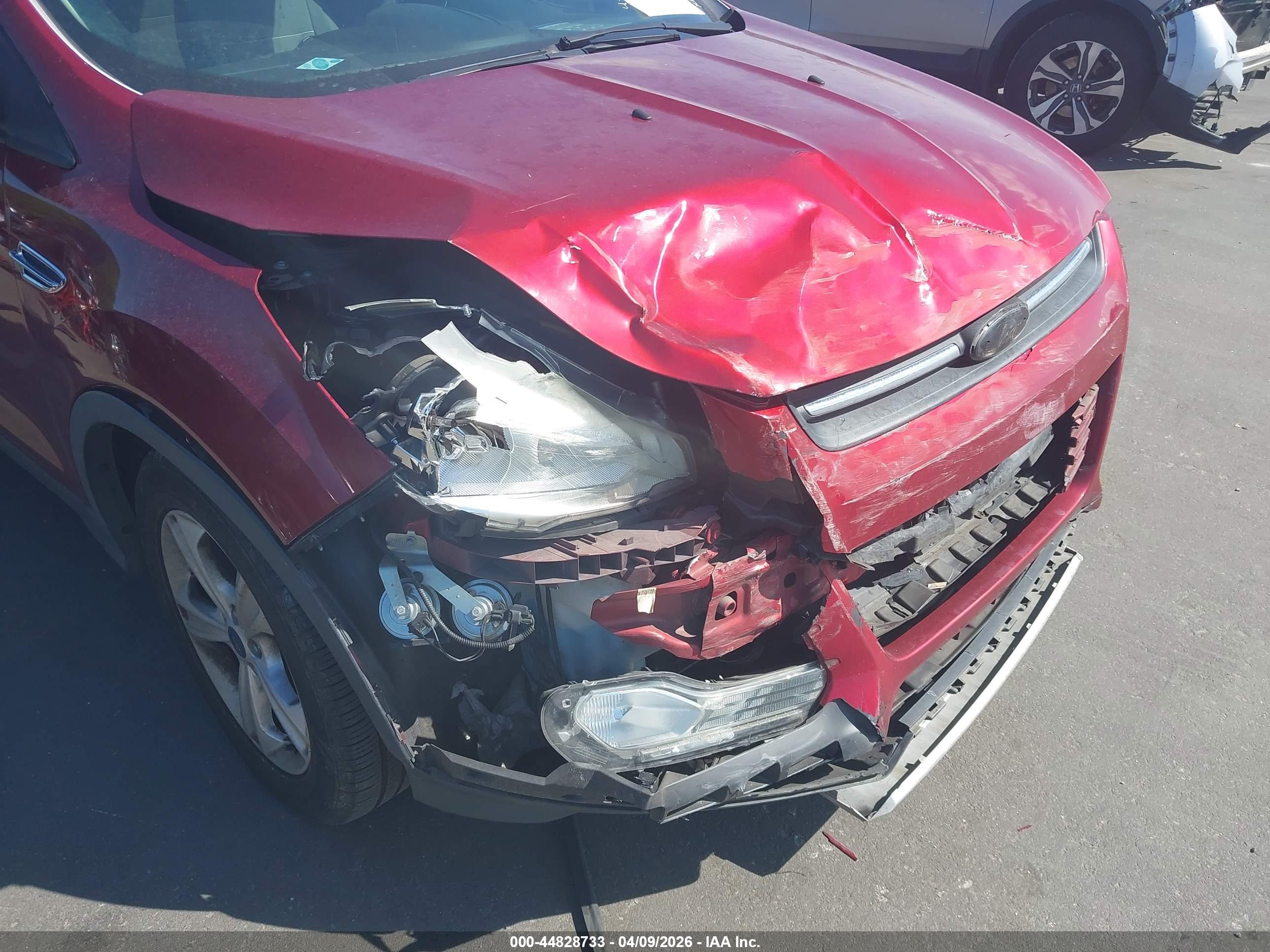 FORD ESCAPE image 6