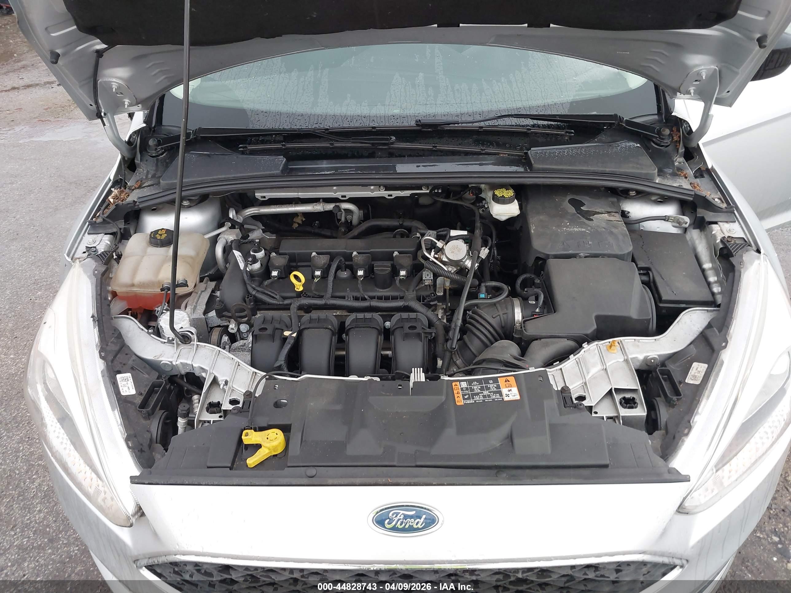 FORD FOCUS image 10
