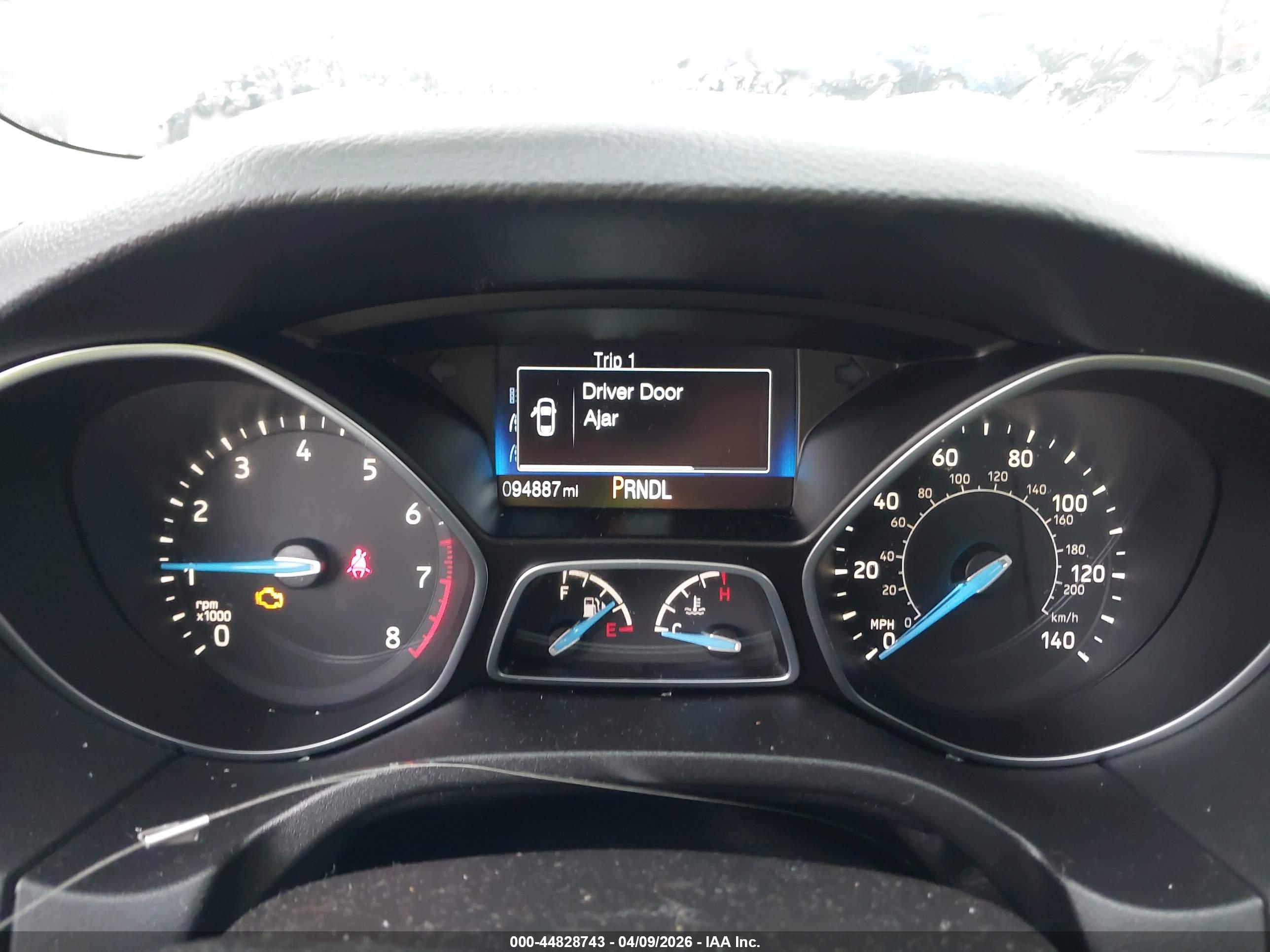 FORD FOCUS image 7