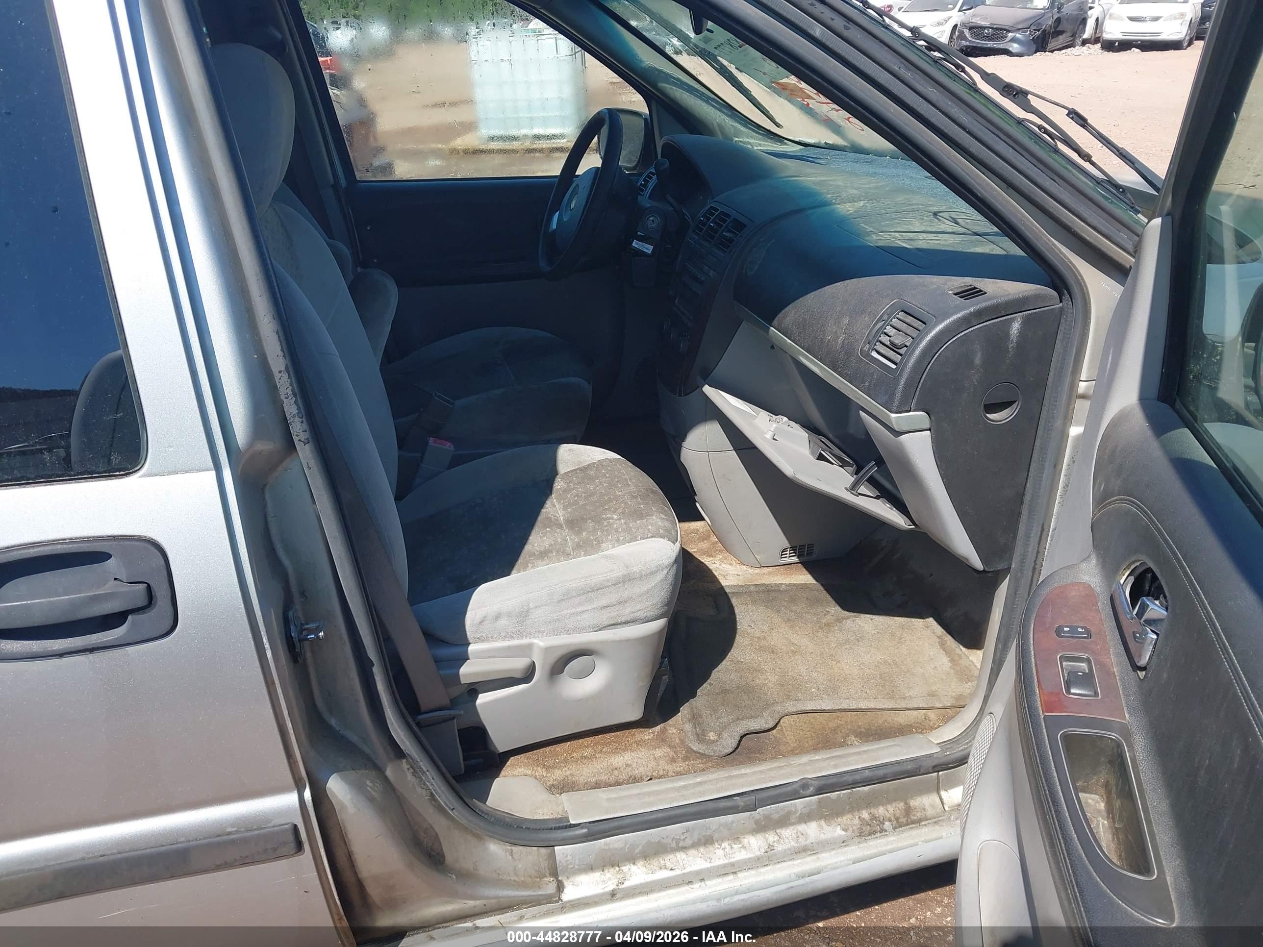 CHEVROLET UPLANDER image 5