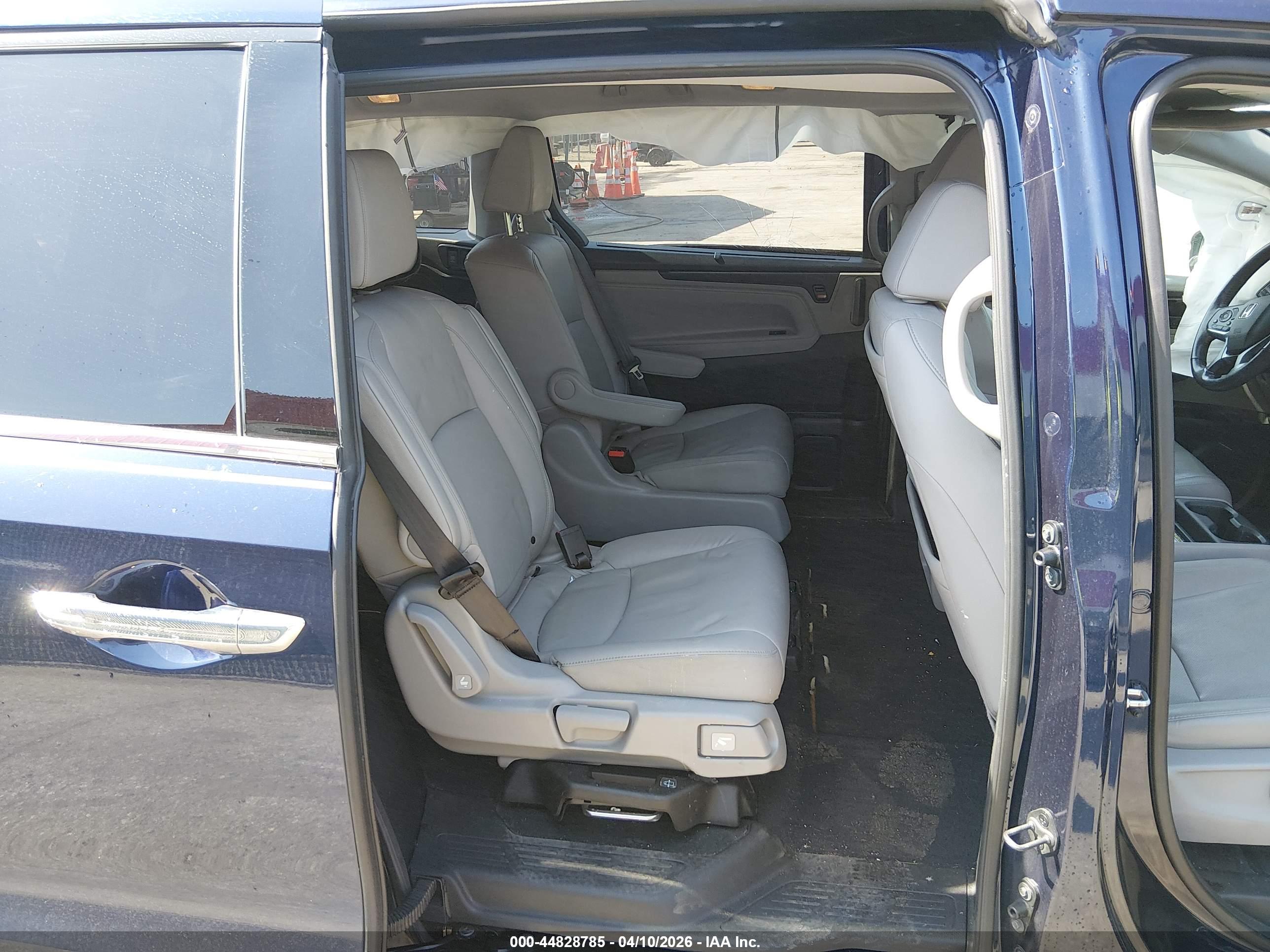 HONDA ODYSSEY image 8