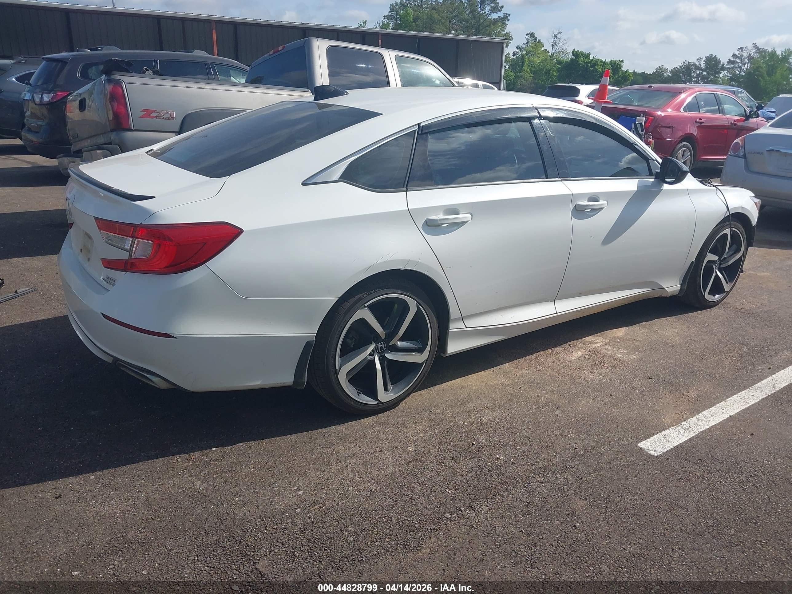HONDA ACCORD image 4