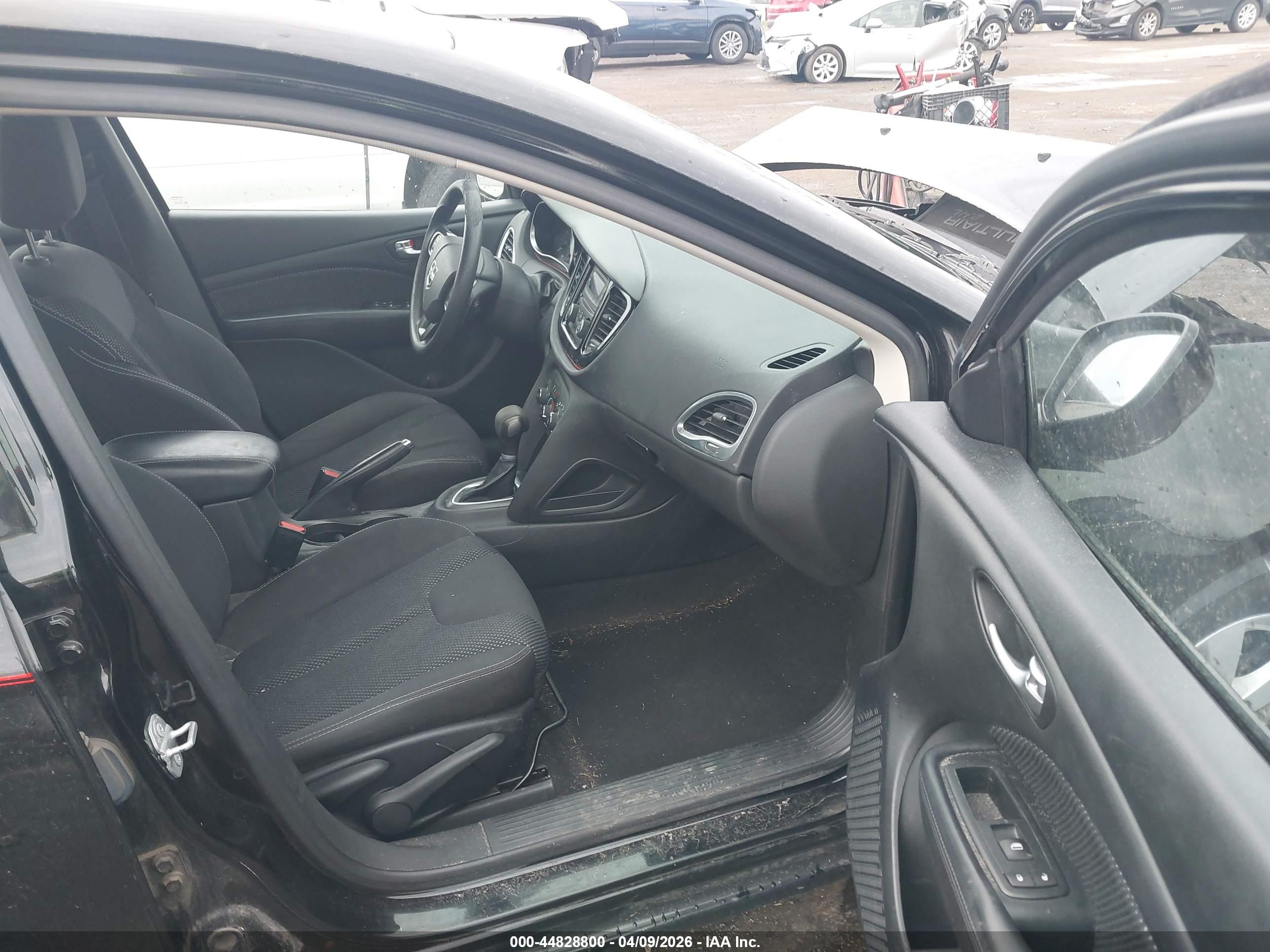 DODGE DART image 5