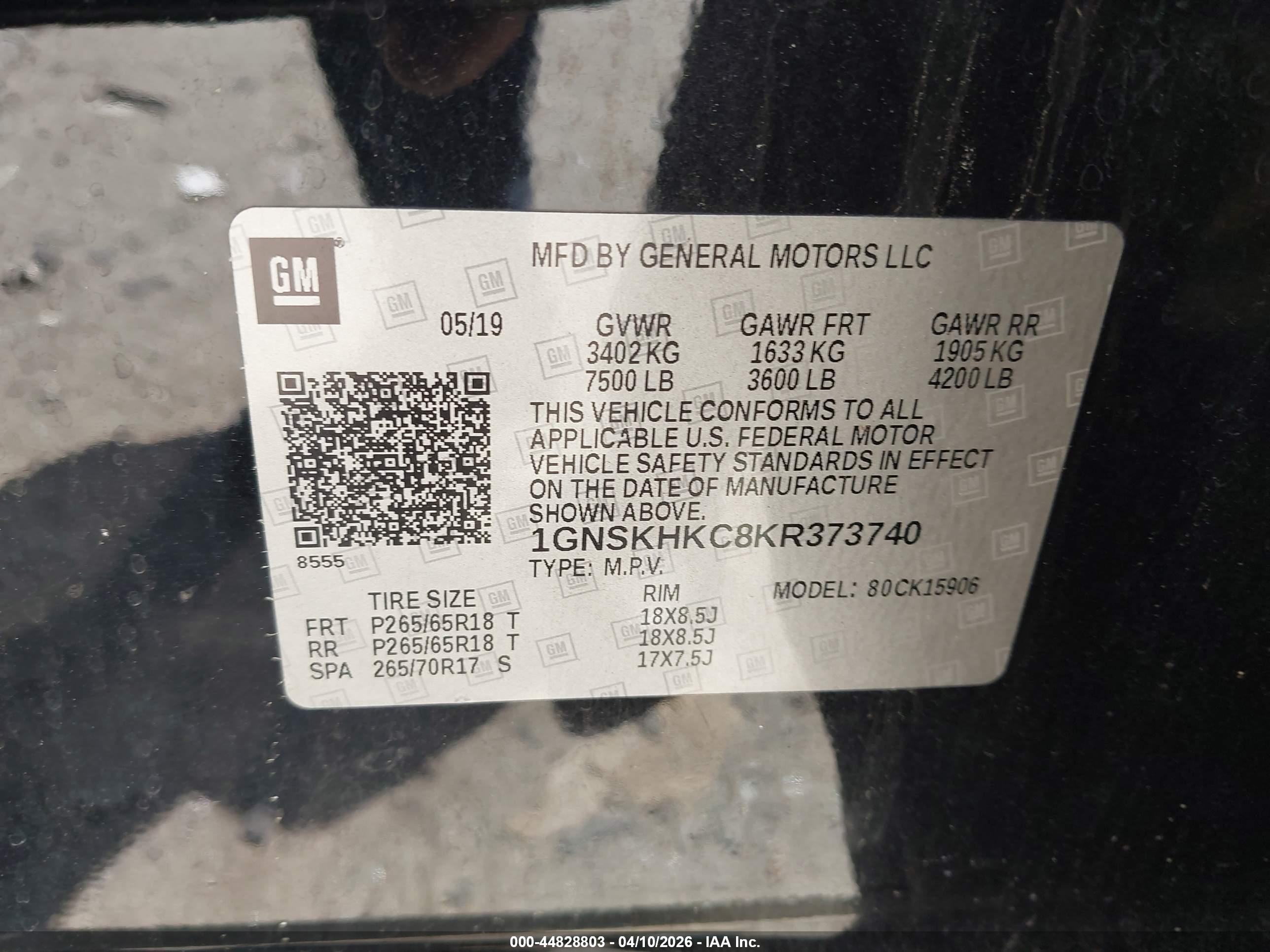 CHEVROLET SUBURBAN image 9