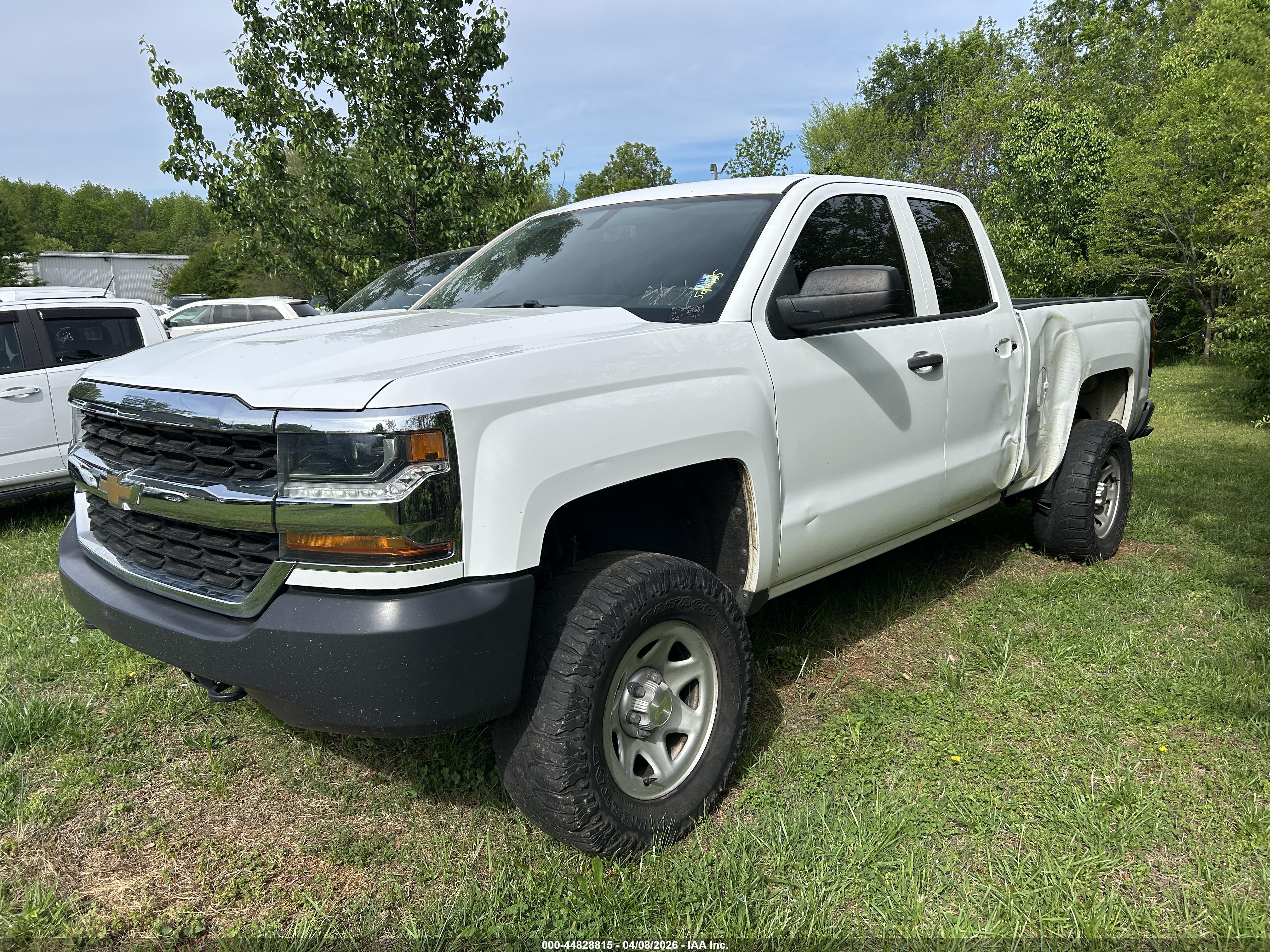 CHEVROLET SILVERADO image 2
