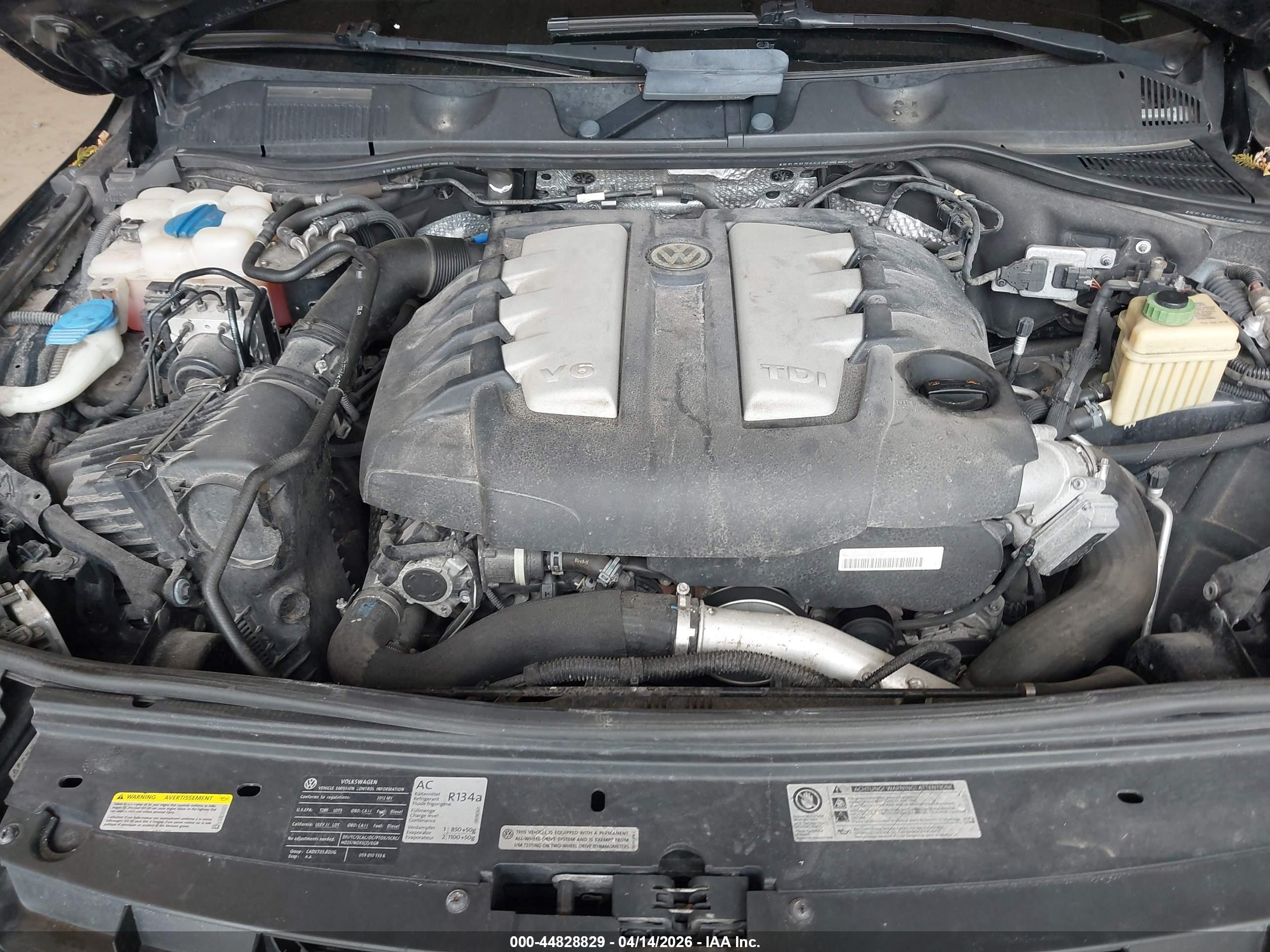 VOLKSWAGEN TOUAREG image 10