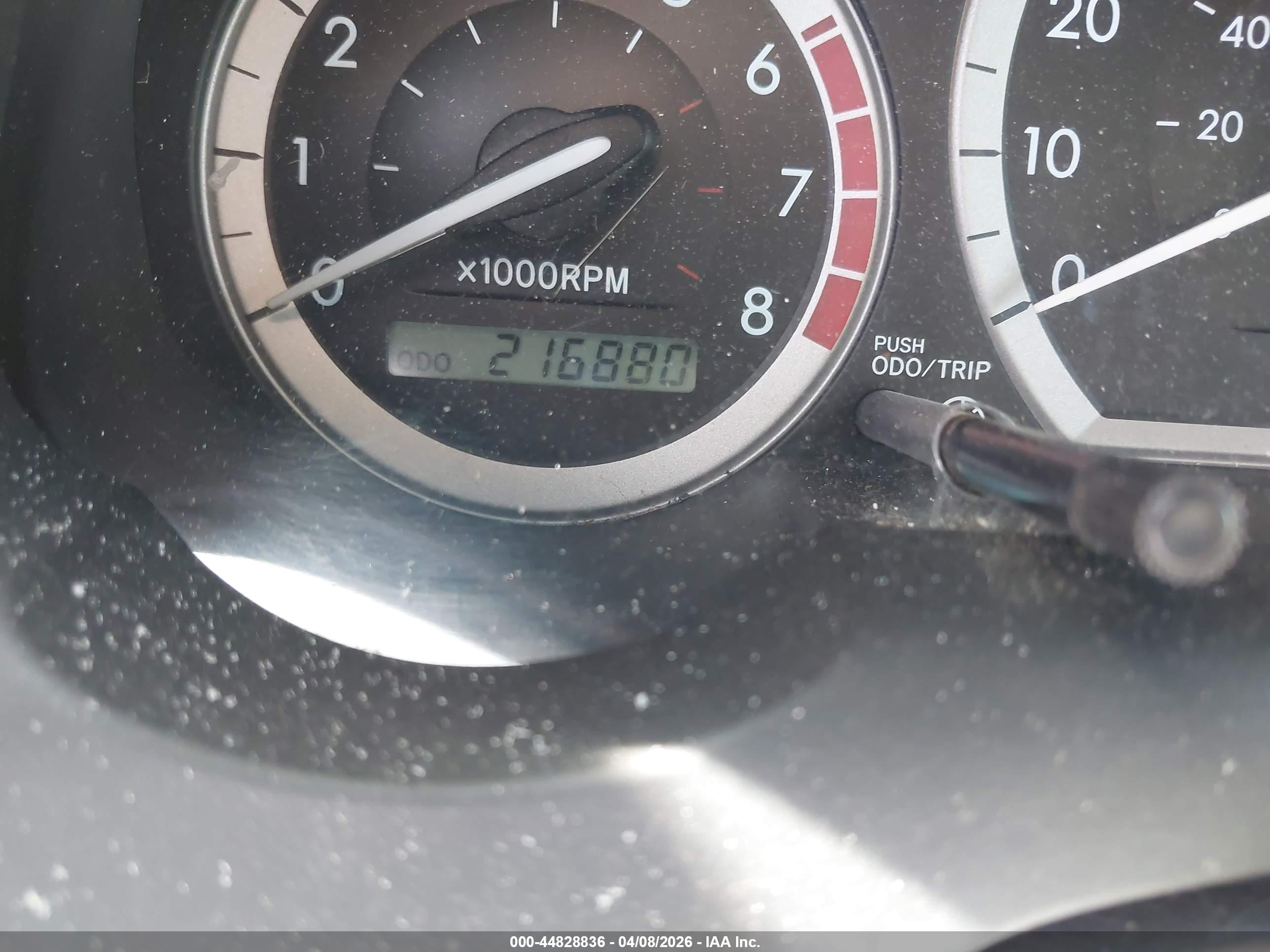 TOYOTA SIENNA image 7