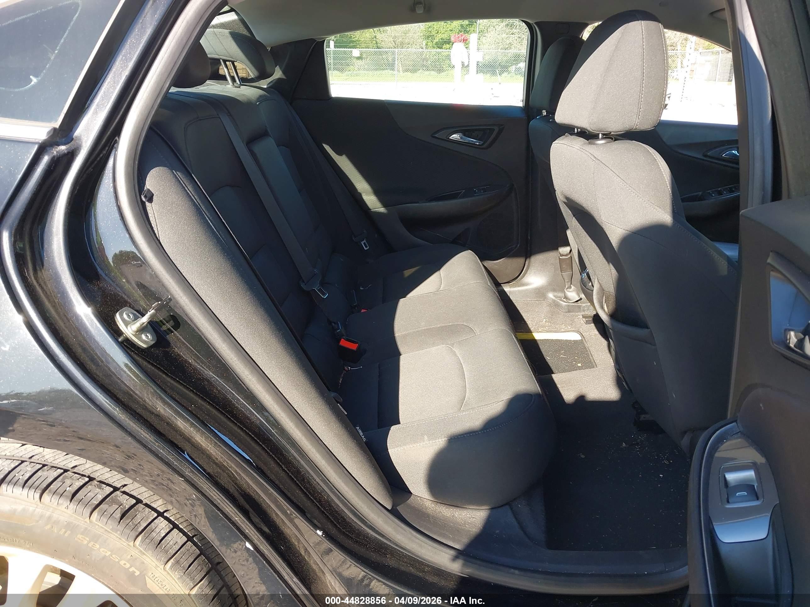 CHEVROLET MALIBU image 8