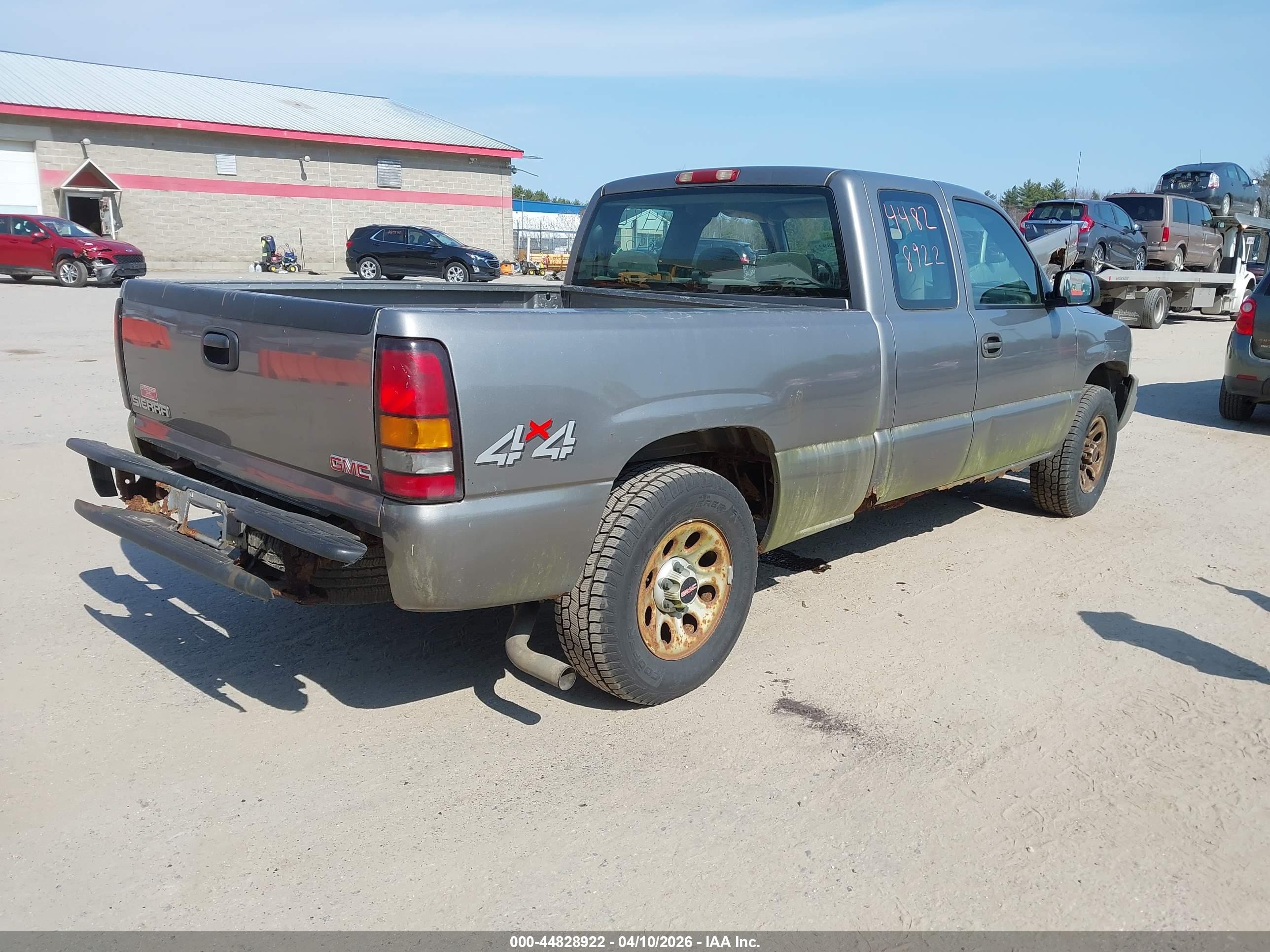 GMC SIERRA image 4