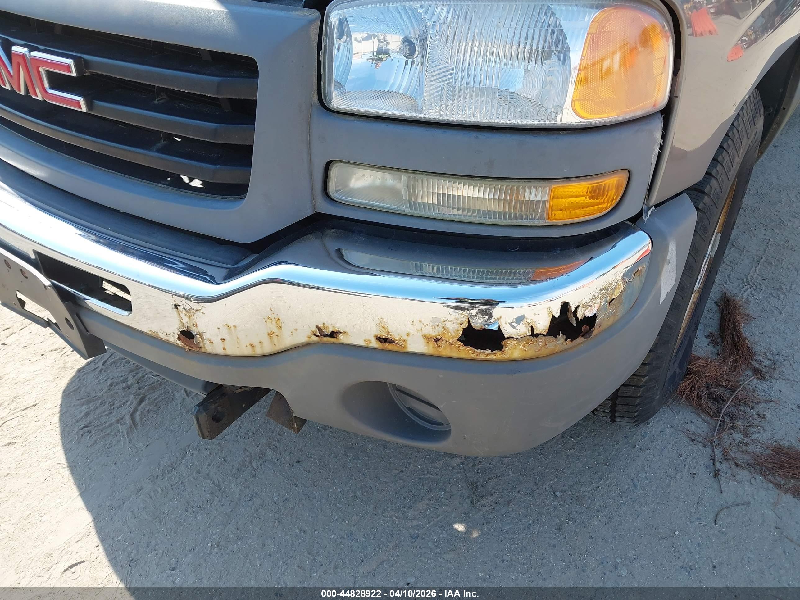 GMC SIERRA image 6