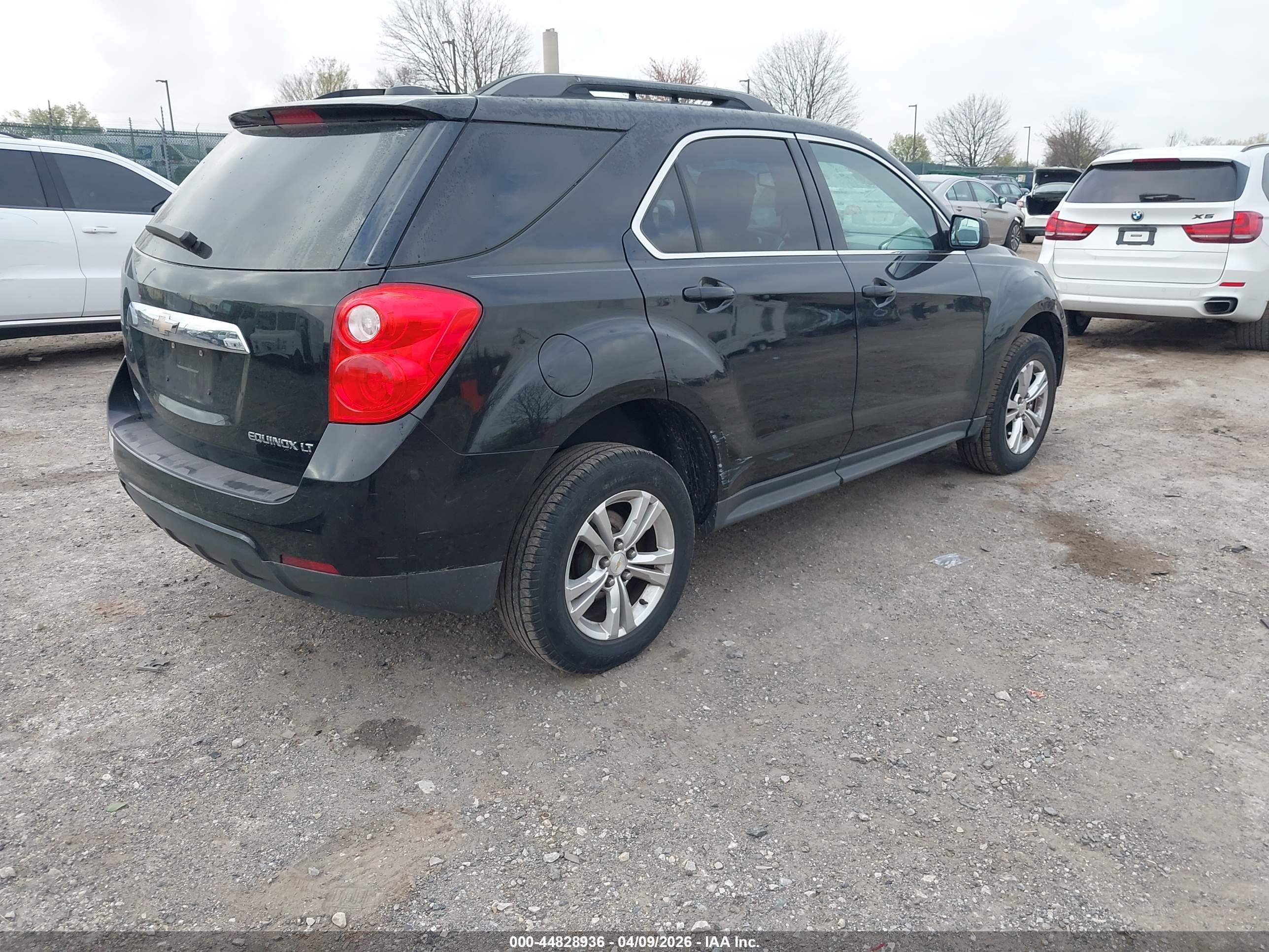 CHEVROLET EQUINOX image 4