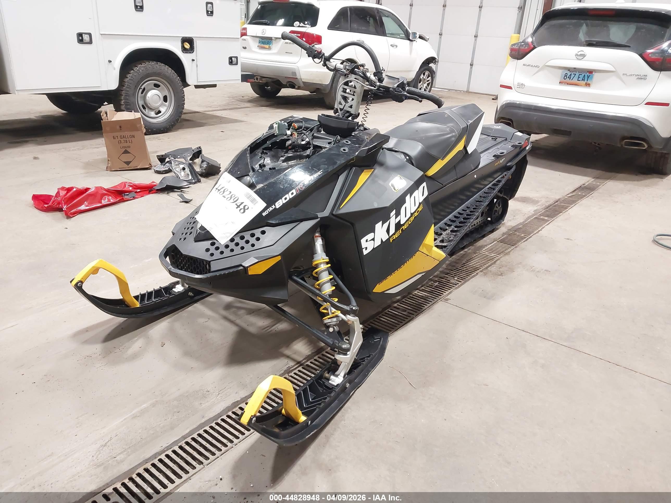 SKI DOO image 2