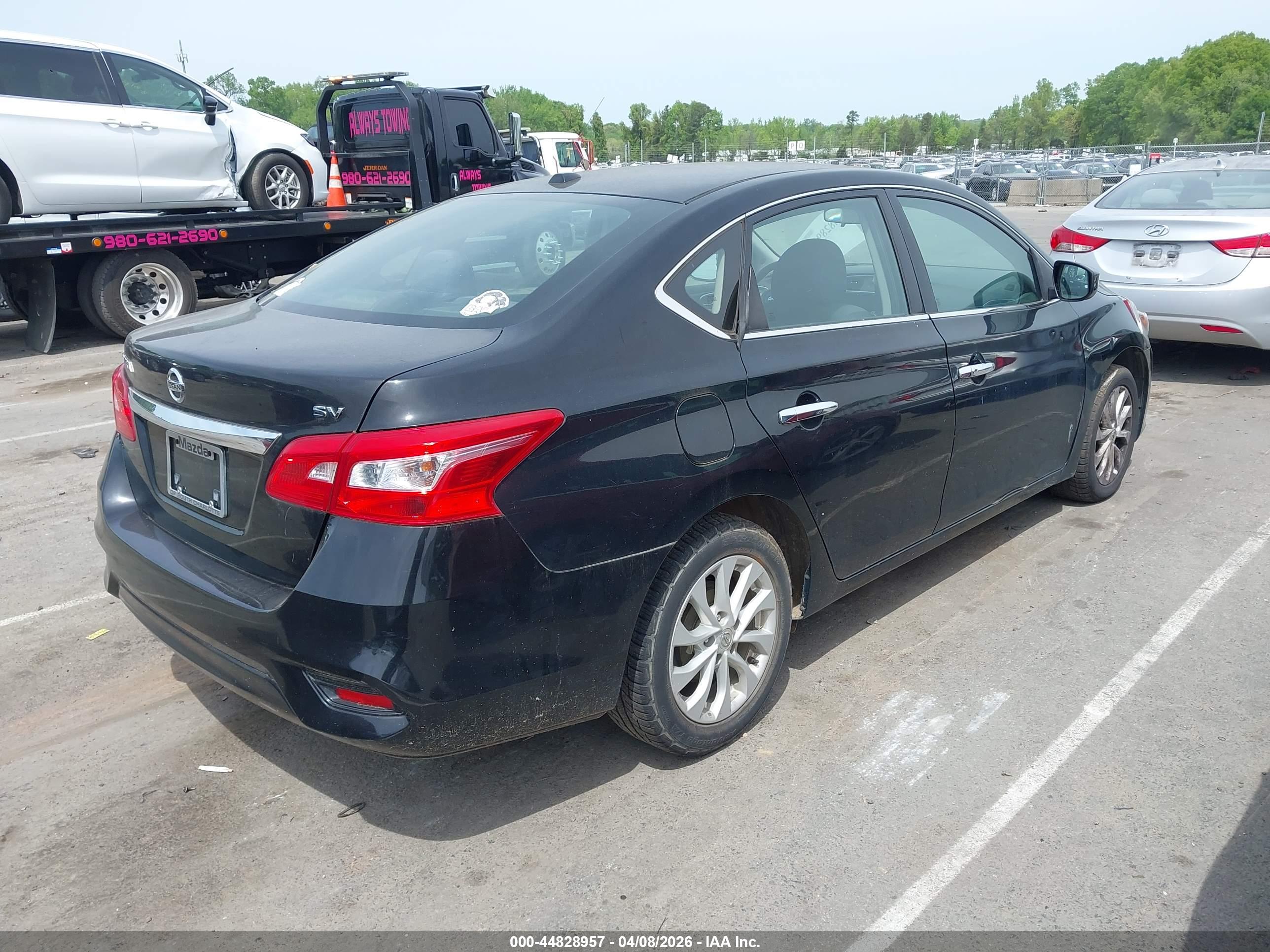 NISSAN SENTRA image 4
