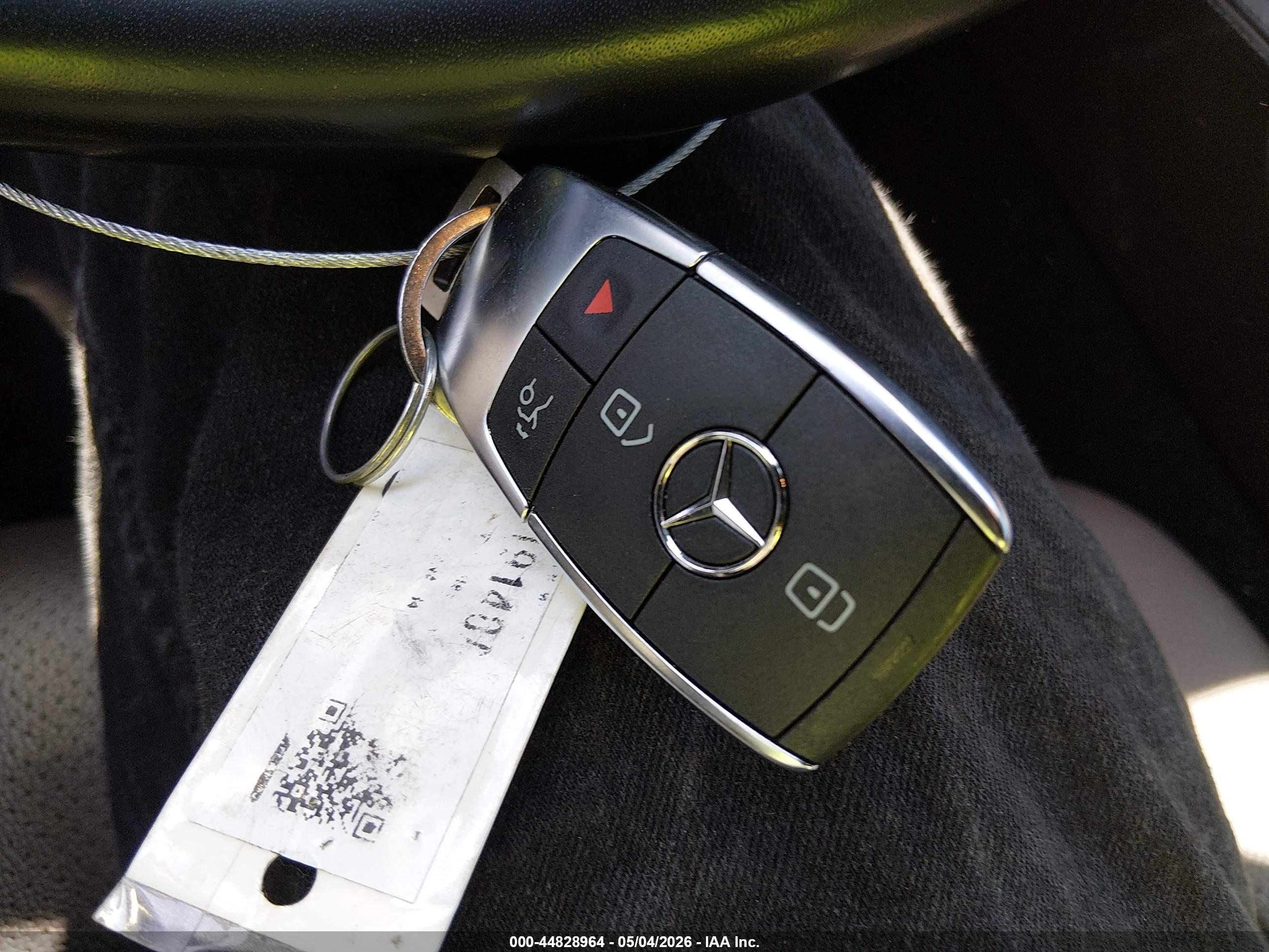 MERCEDES-BENZ GLS image 11