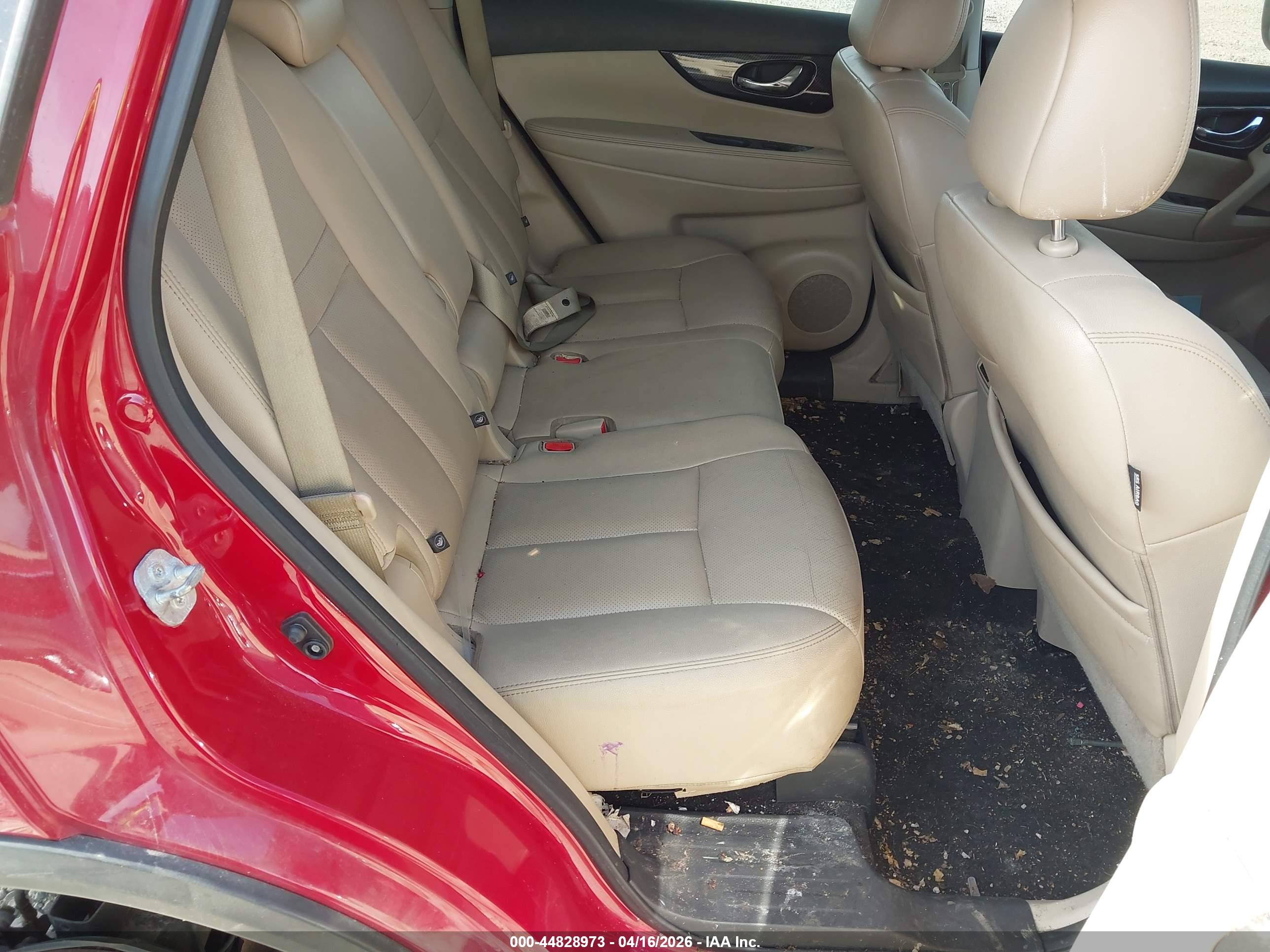 NISSAN ROGUE image 8