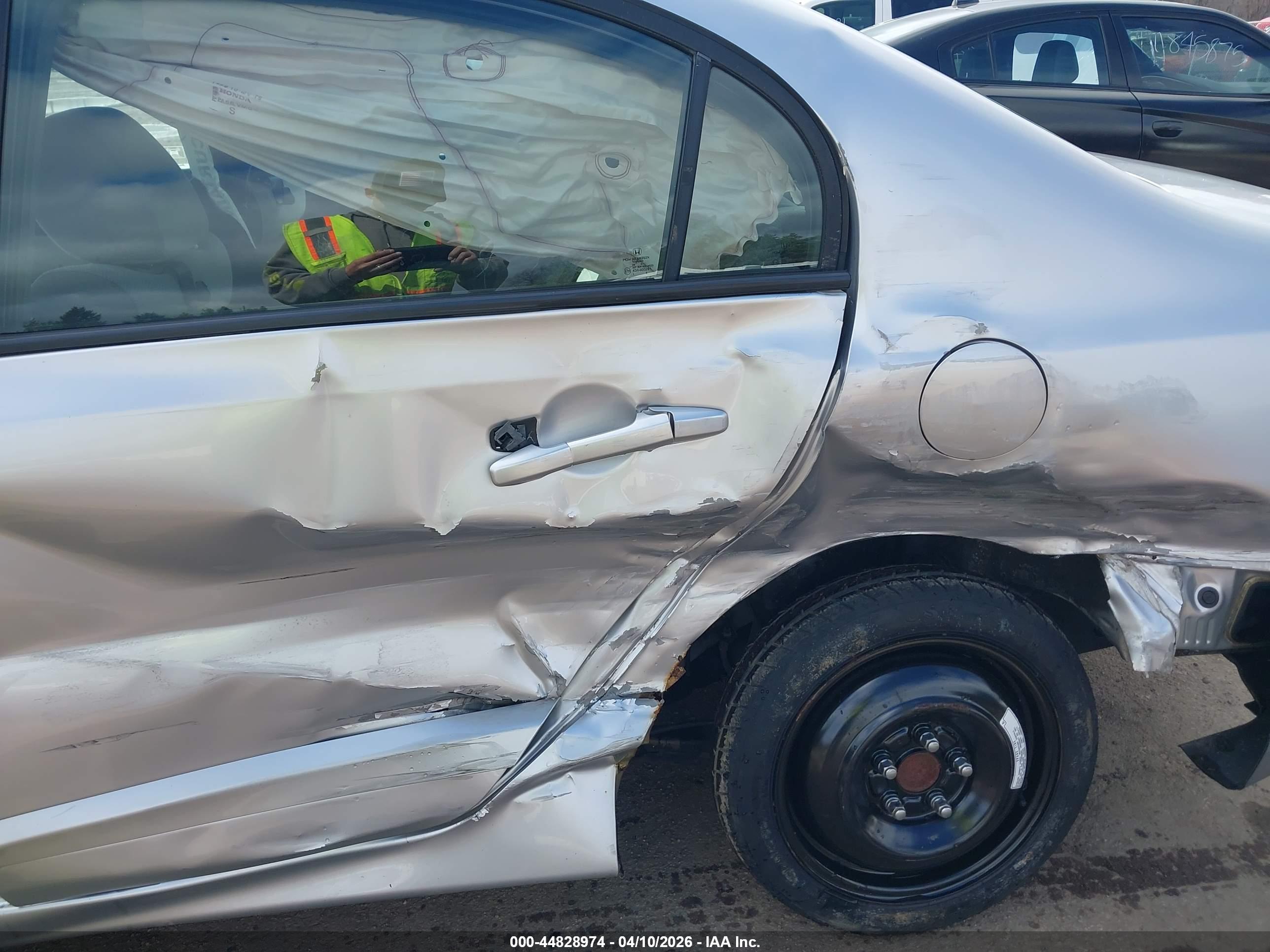 HONDA CIVIC image 6
