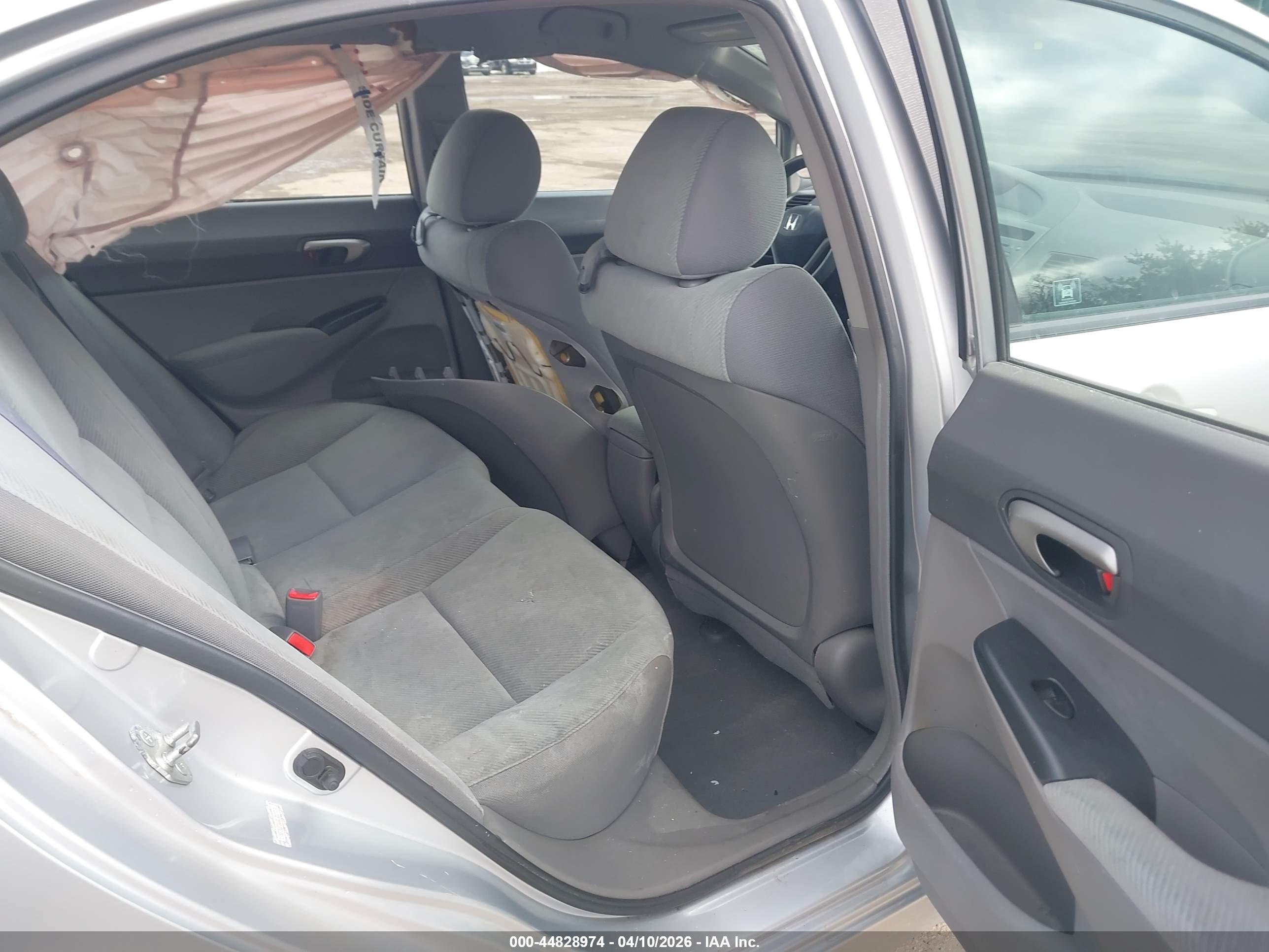 HONDA CIVIC image 8