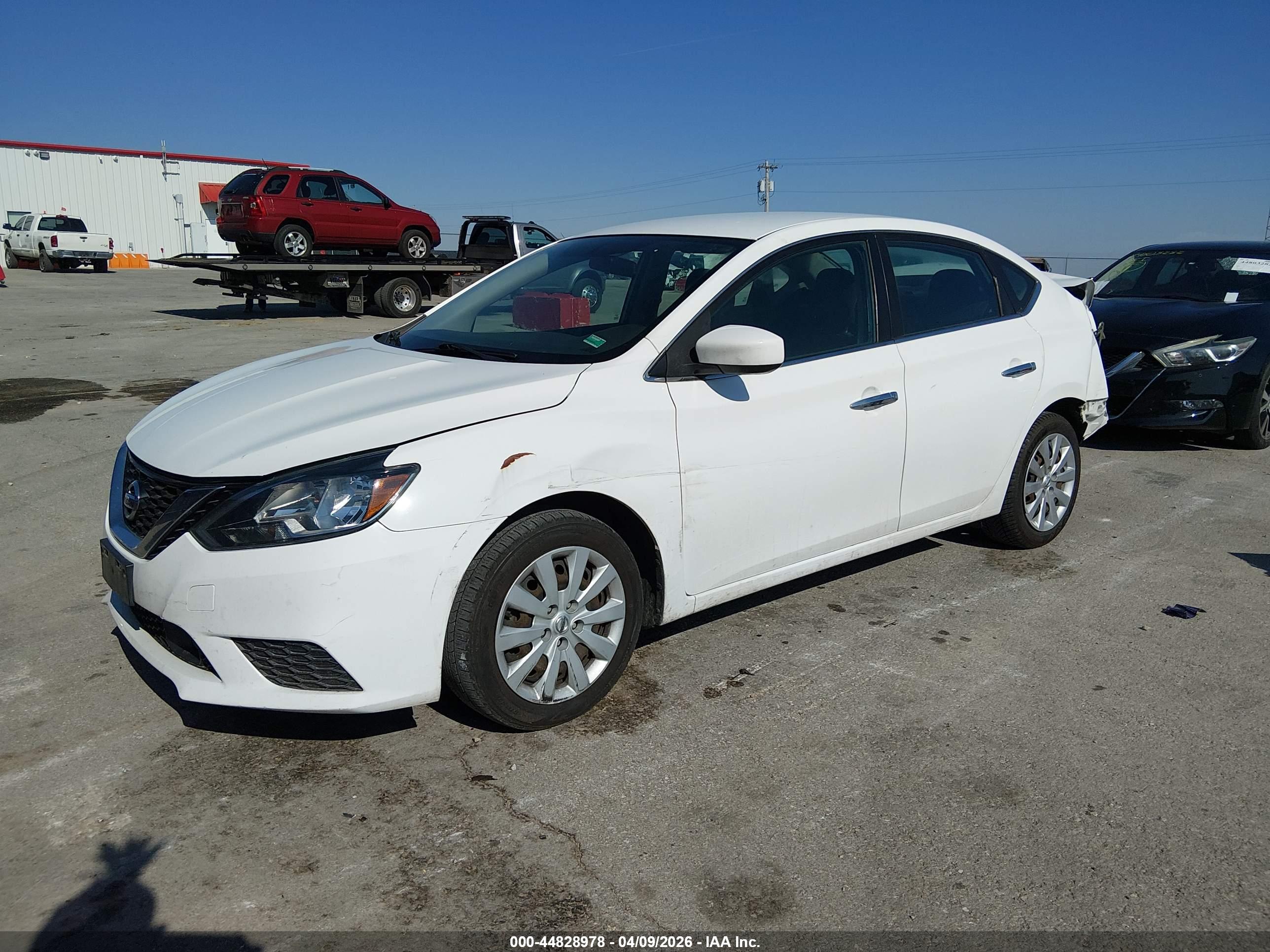 NISSAN SENTRA image 2