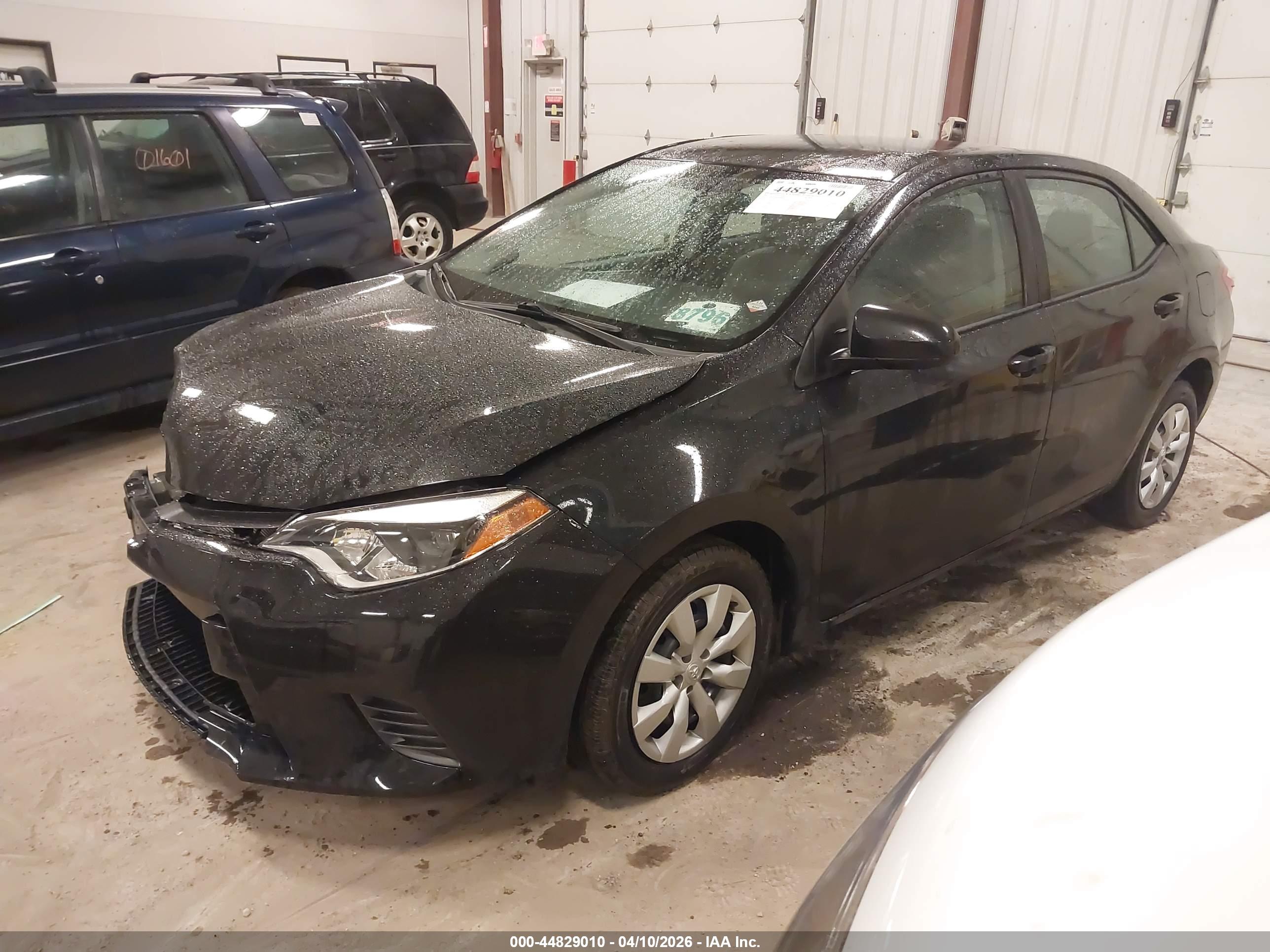 TOYOTA COROLLA image 2