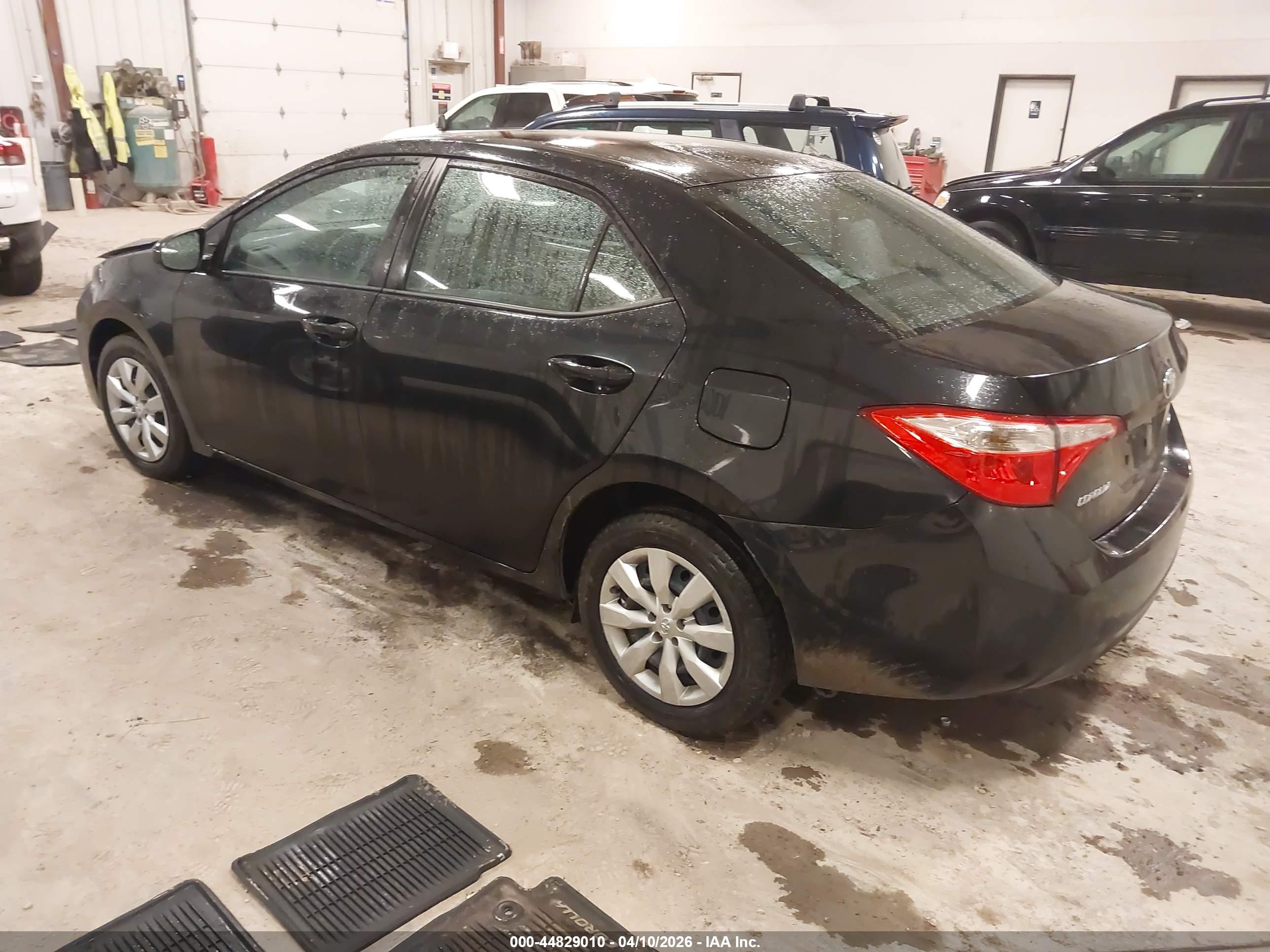 TOYOTA COROLLA image 3