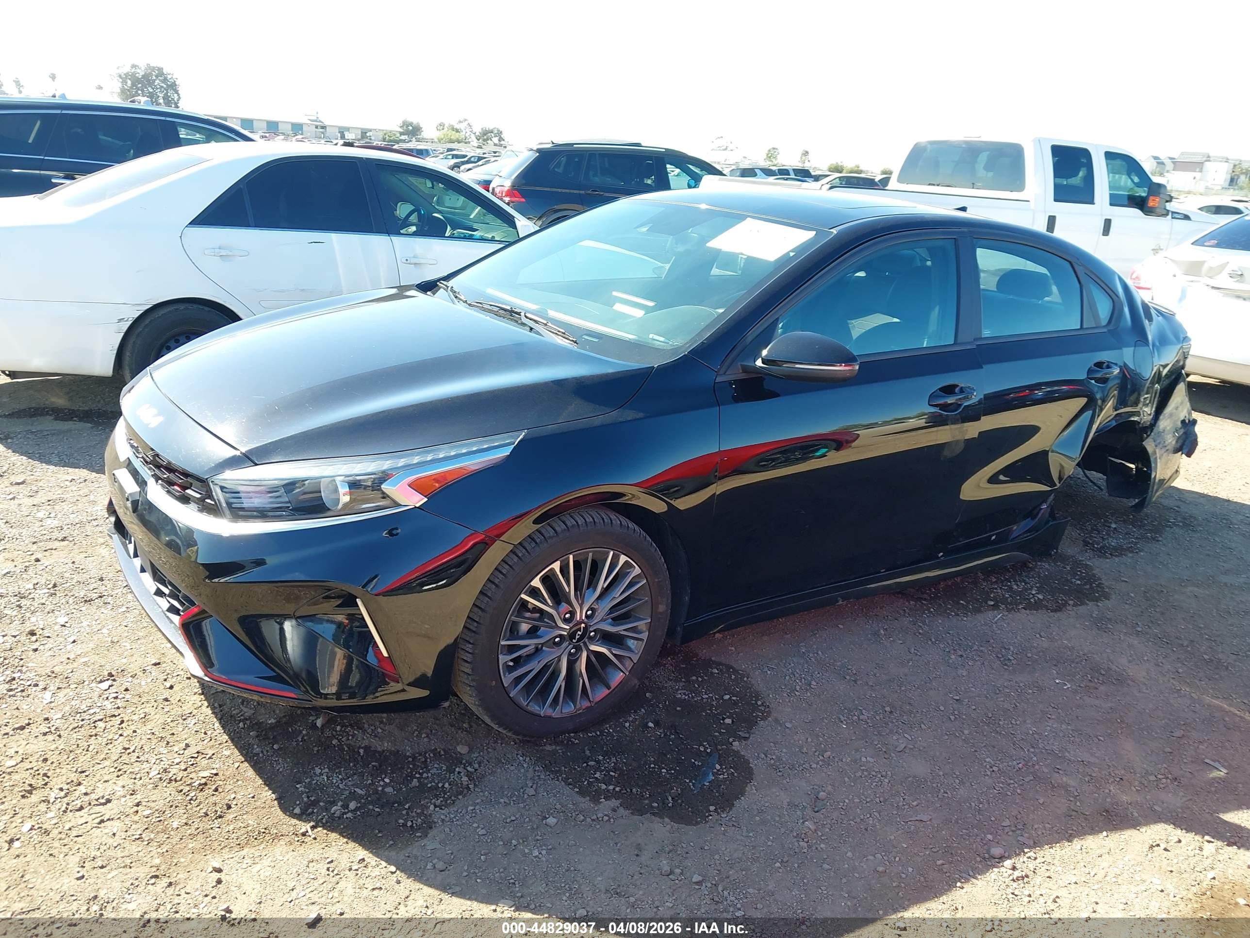 KIA FORTE image 2
