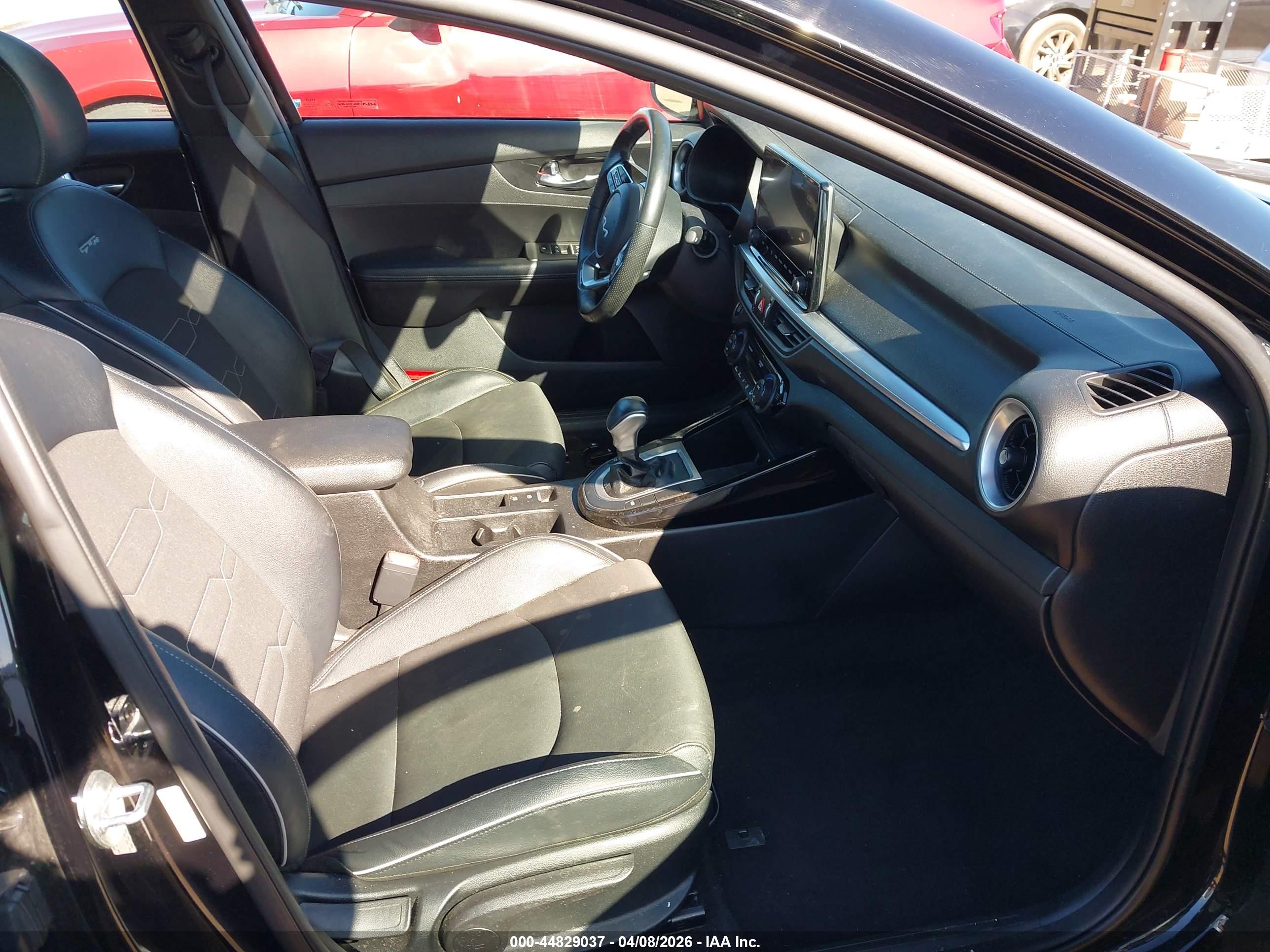KIA FORTE image 5