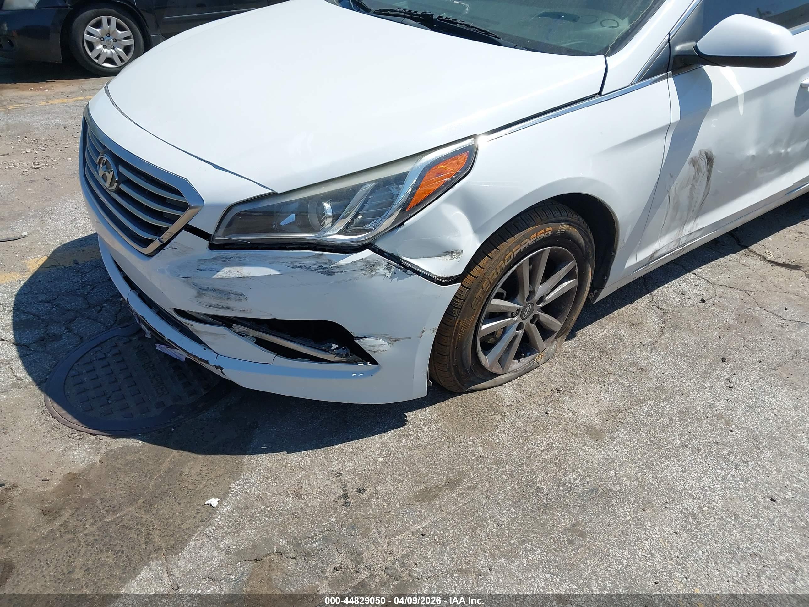 HYUNDAI SONATA image 6
