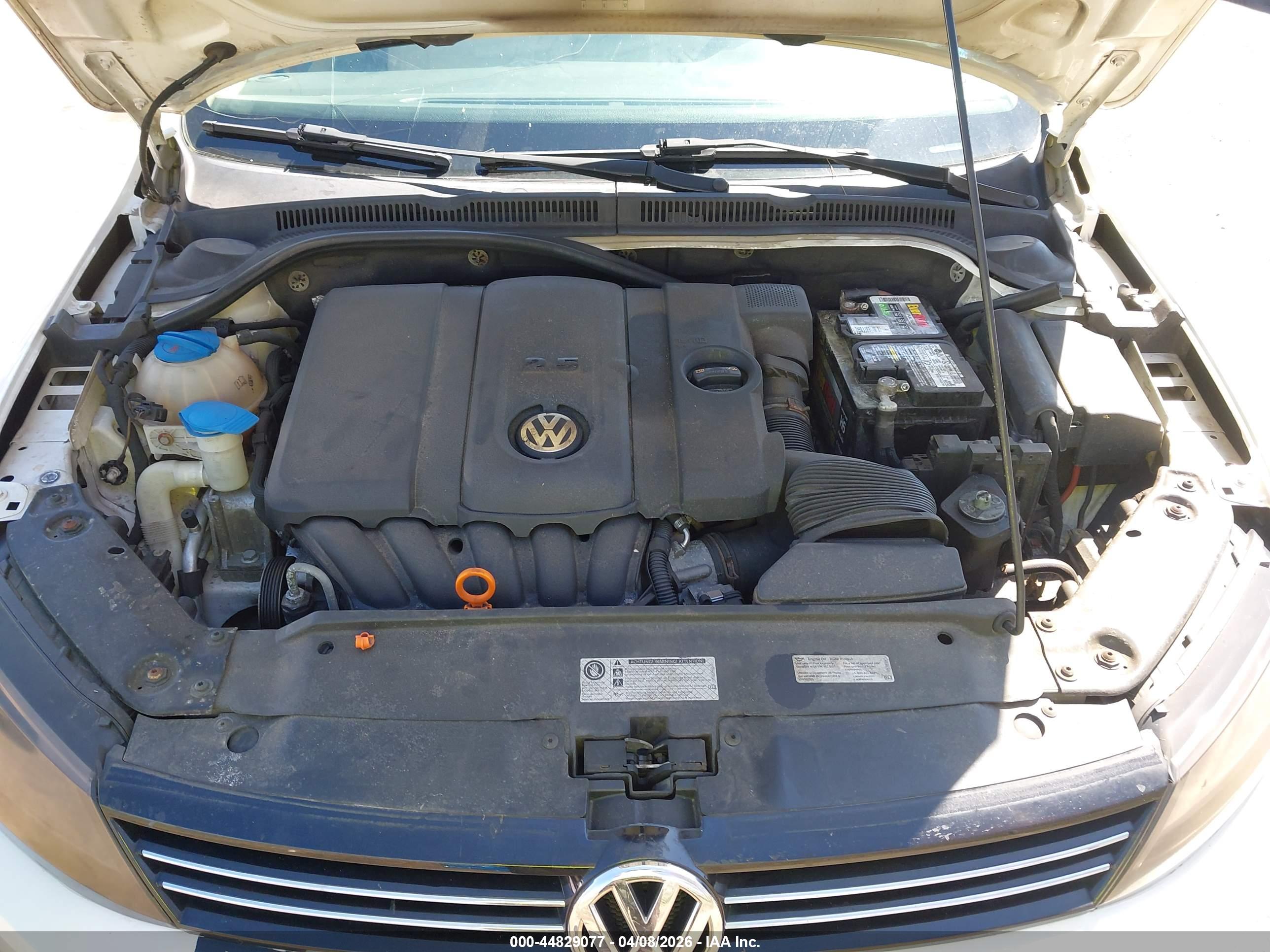 VOLKSWAGEN JETTA image 10