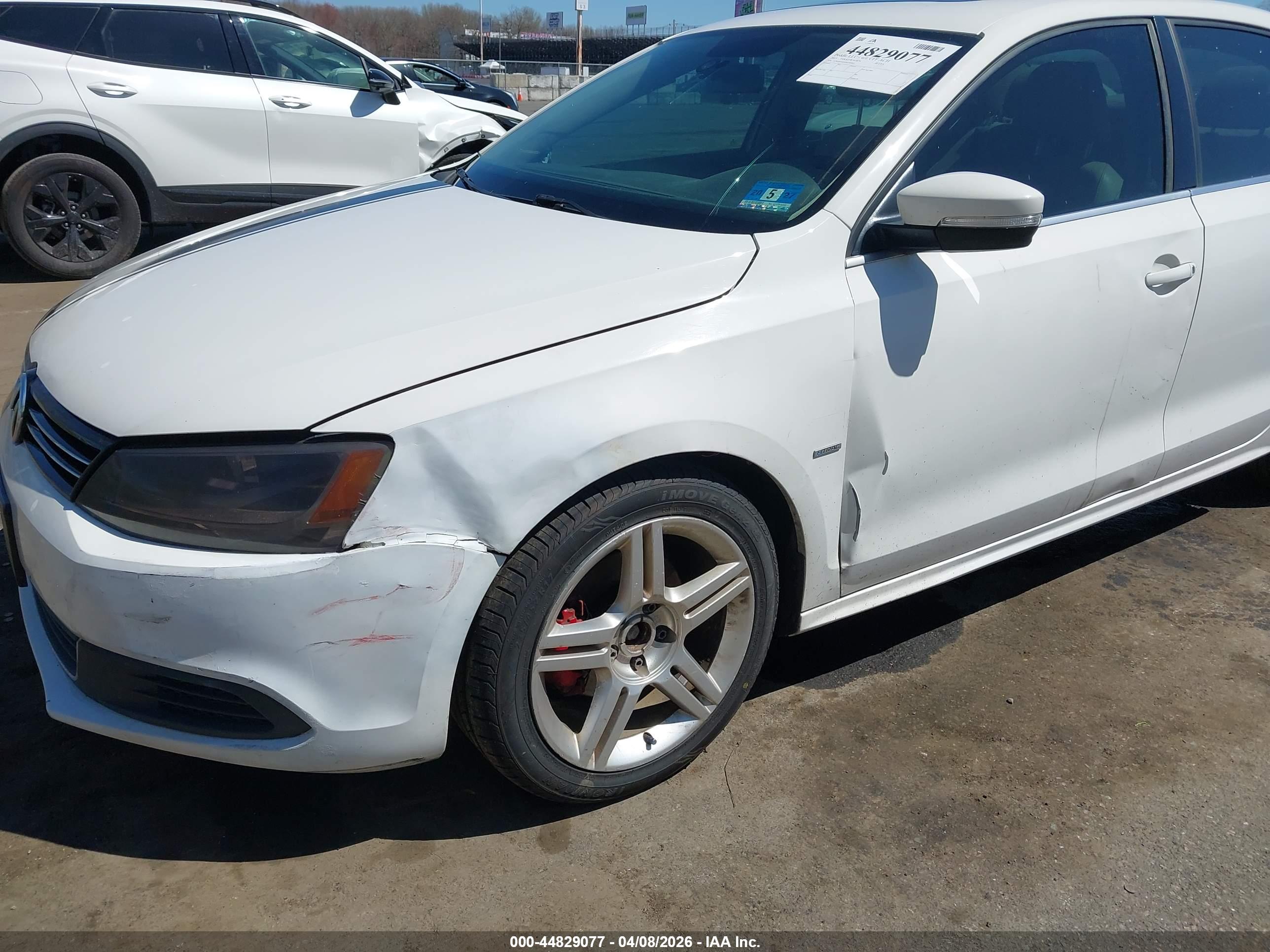 VOLKSWAGEN JETTA image 6