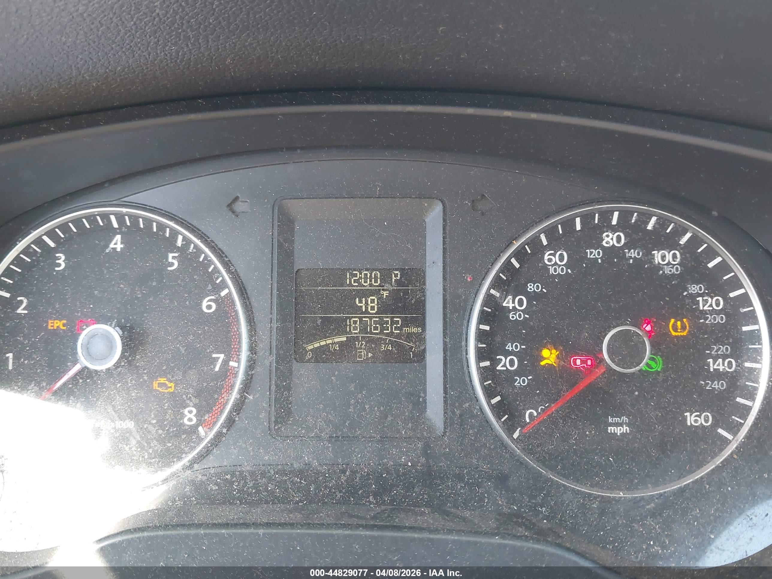 VOLKSWAGEN JETTA image 7