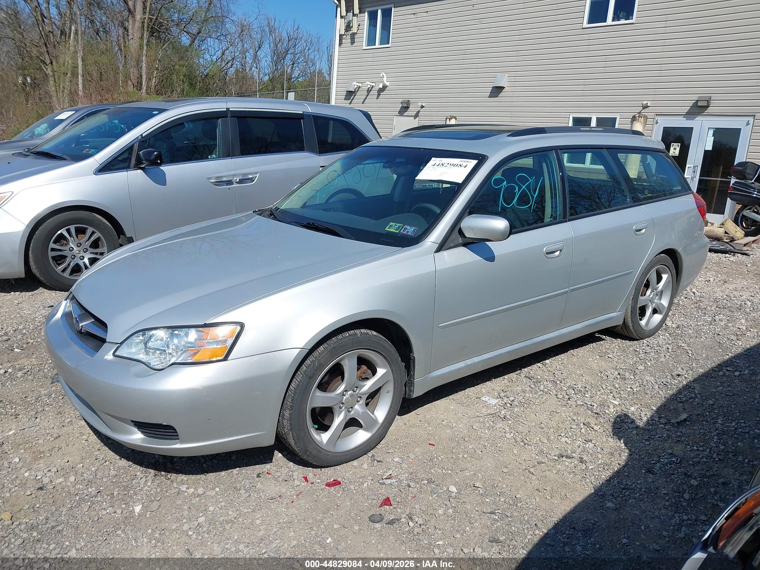 SUBARU LEGACY image 2