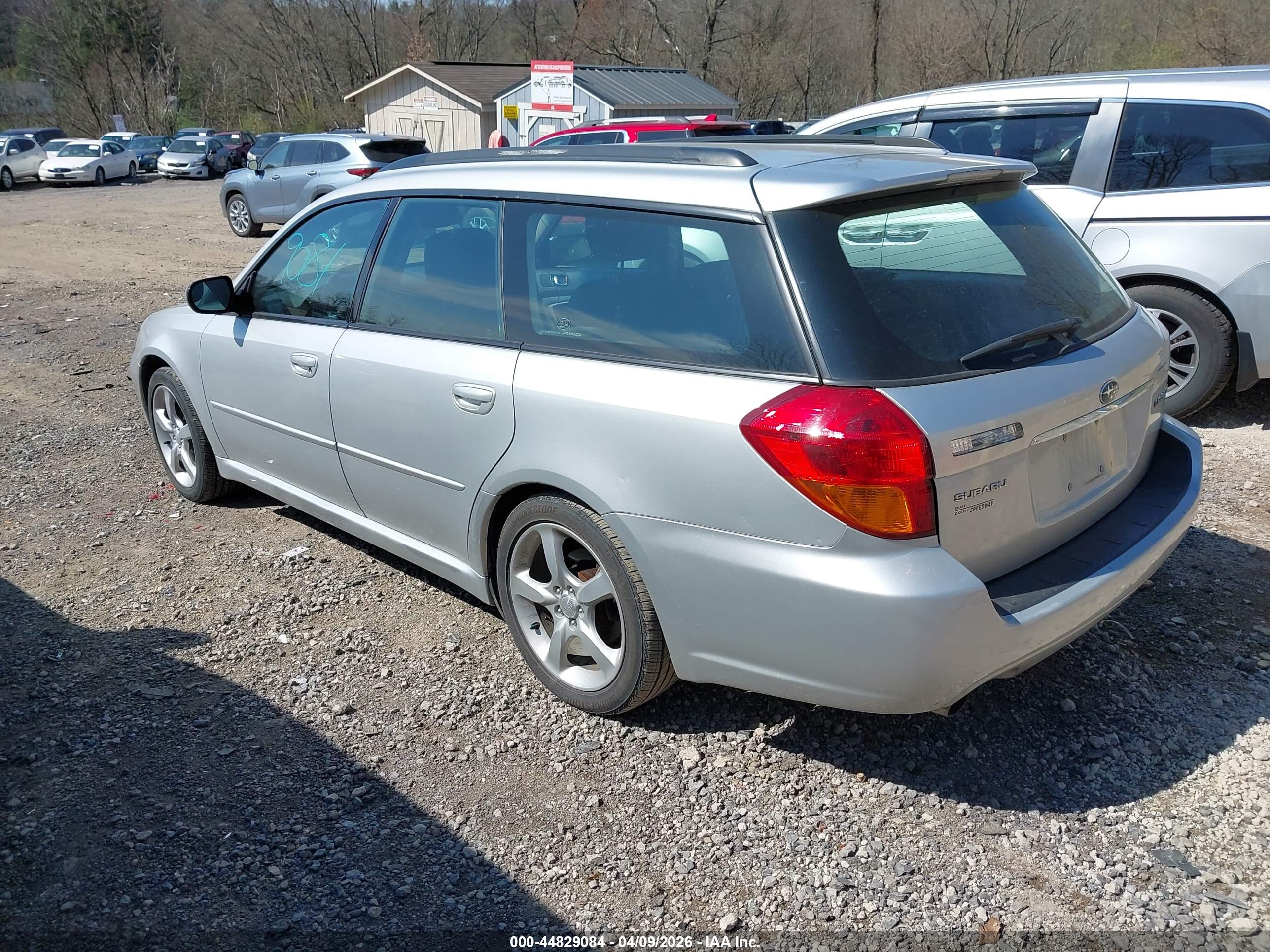 SUBARU LEGACY image 3