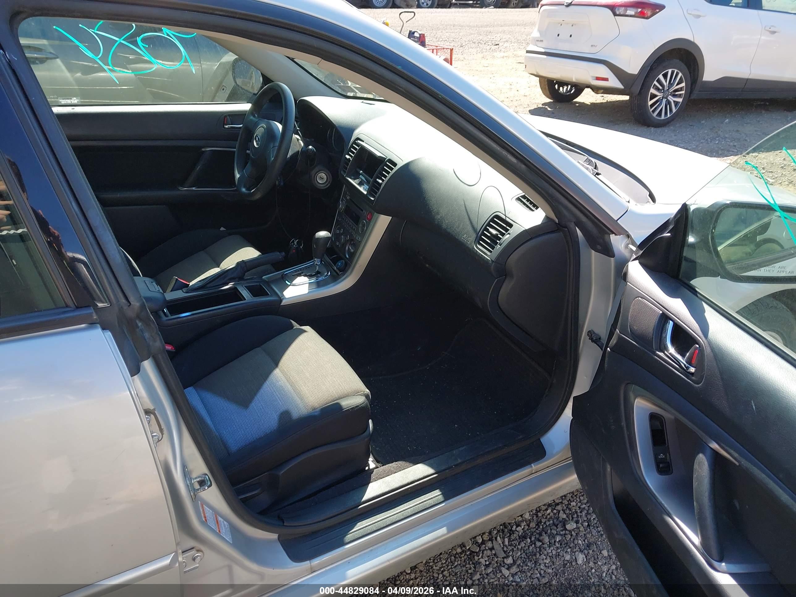 SUBARU LEGACY image 5