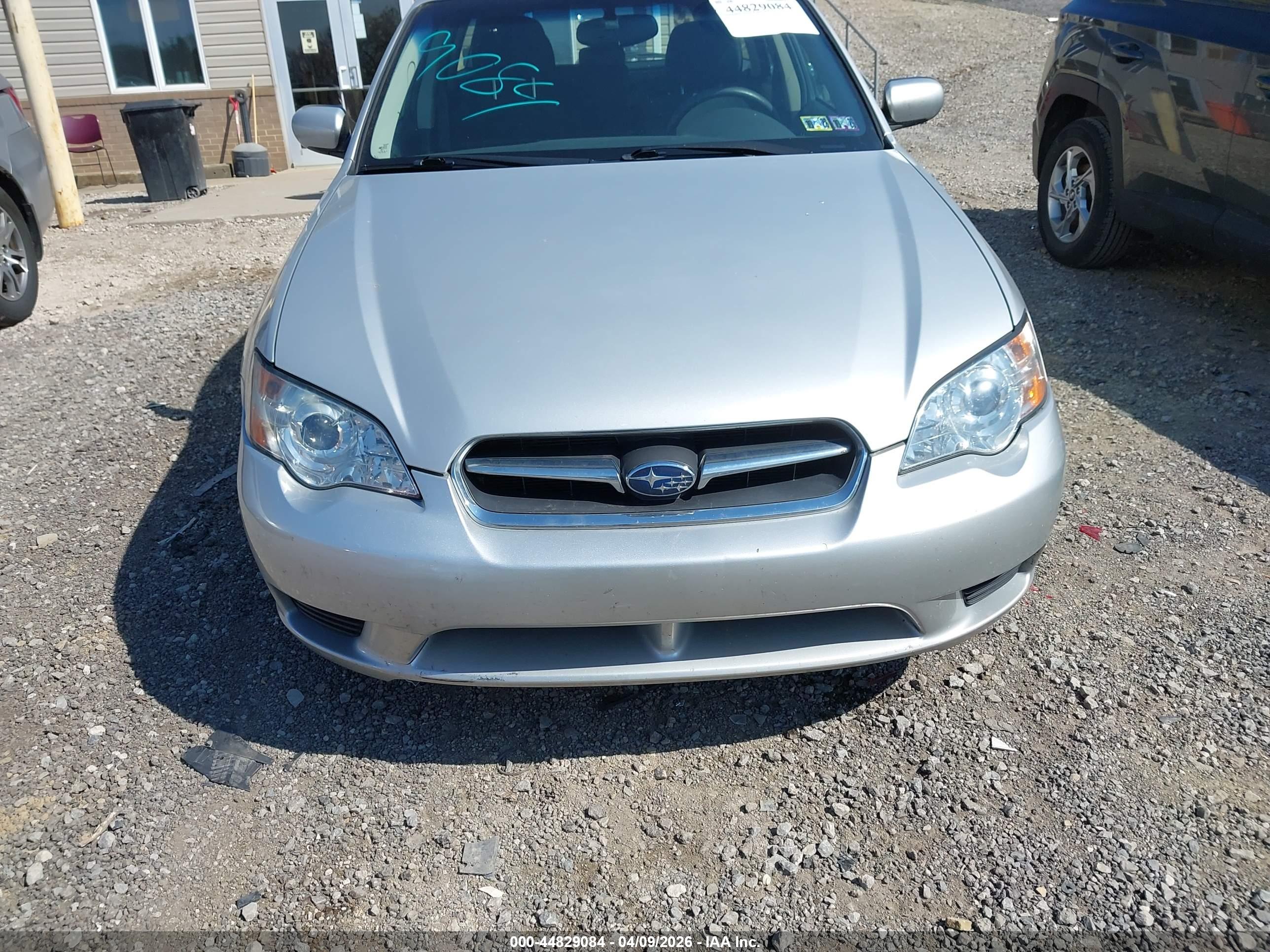SUBARU LEGACY image 6