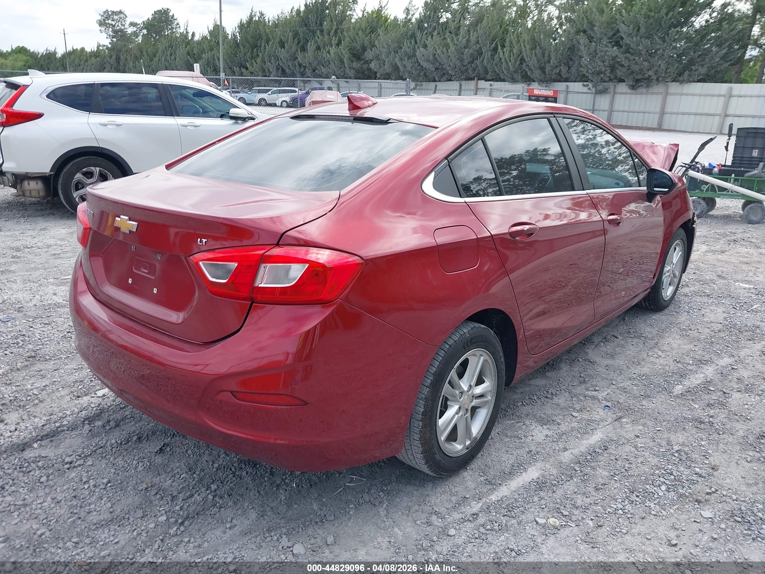 CHEVROLET CRUZE image 4